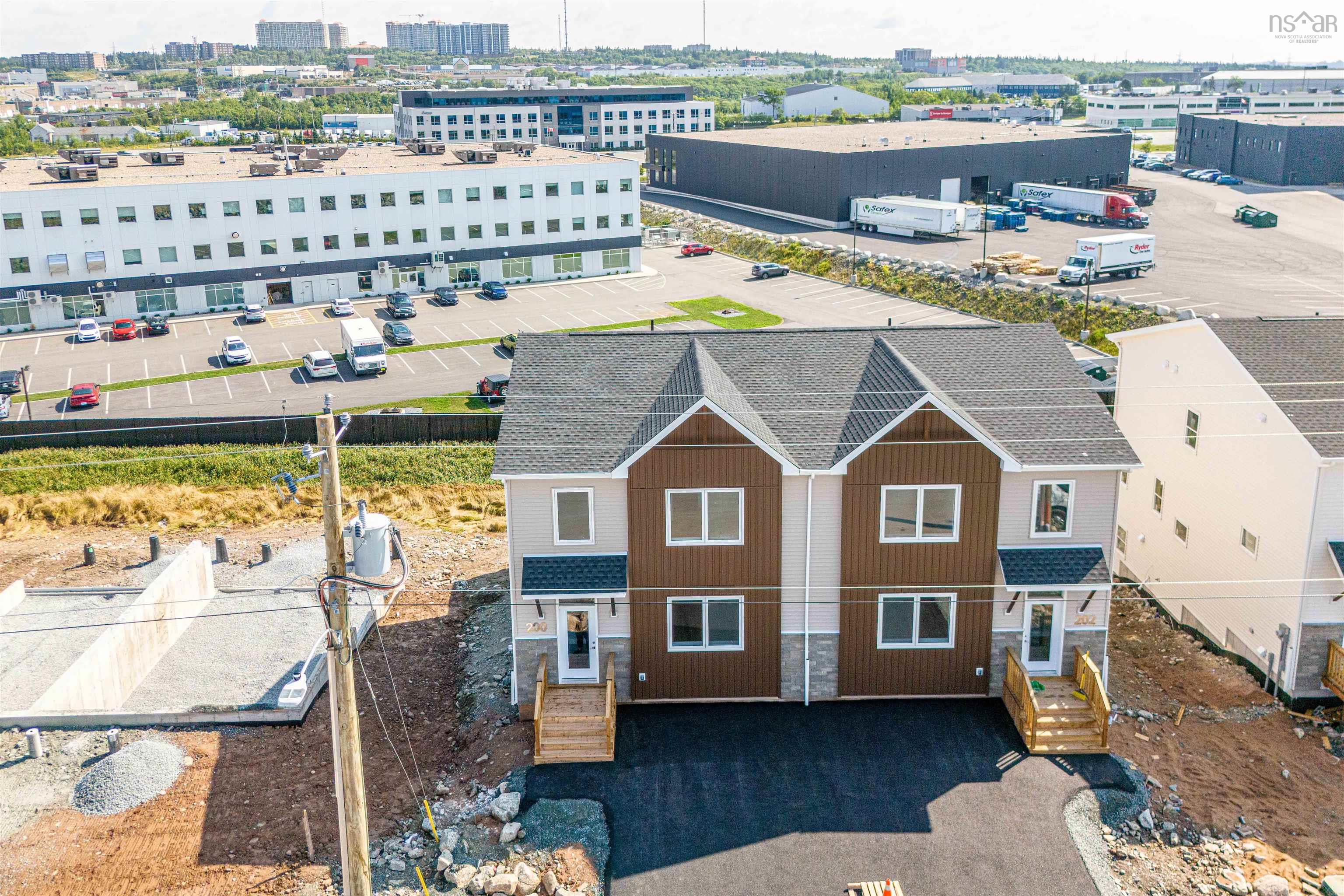 $679,000.00: 202 Higgins Avenue, Beechville