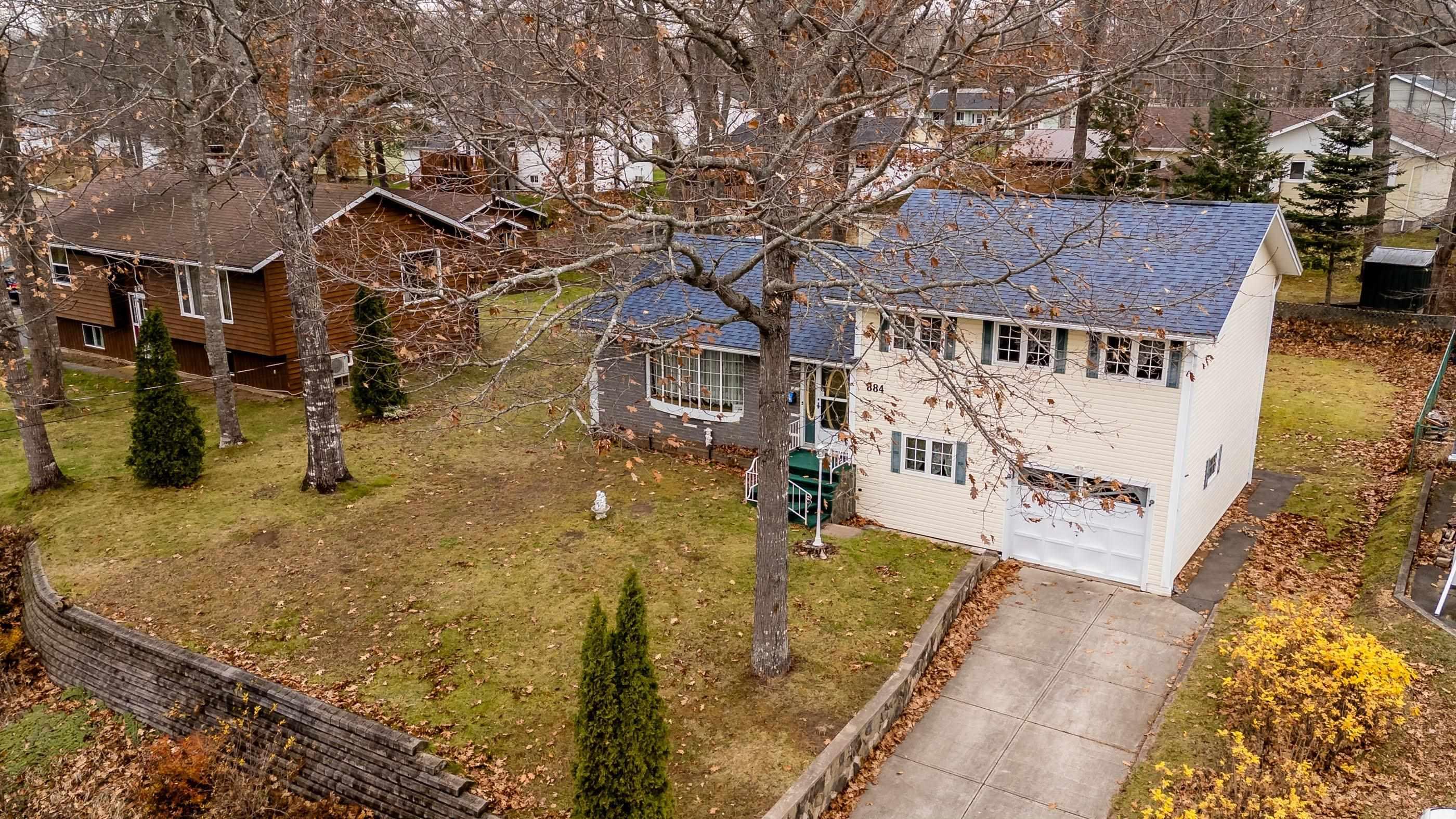 $325,000.00: 884 Dalmation Drive, Greenwood