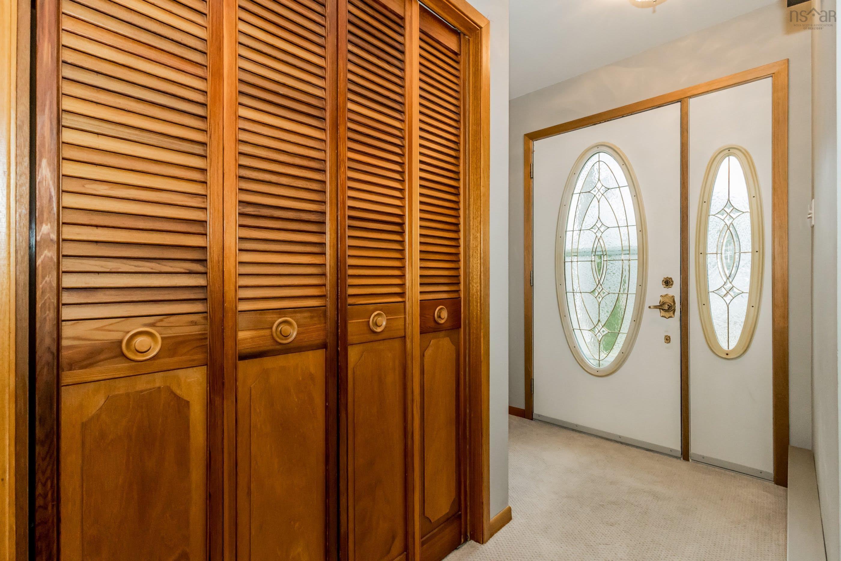 $325,000.00: 884 Dalmation Drive, Greenwood