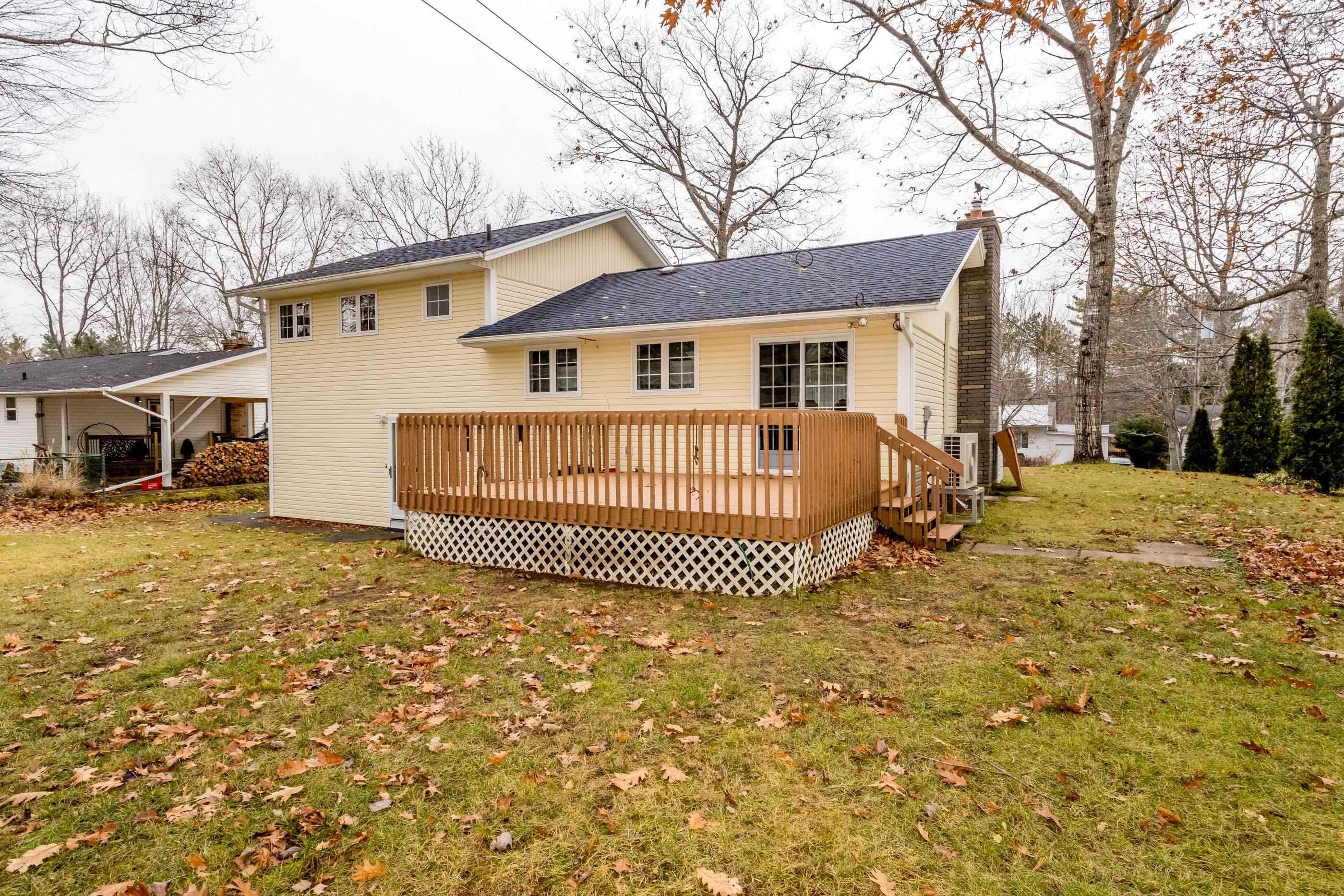 $325,000.00: 884 Dalmation Drive, Greenwood