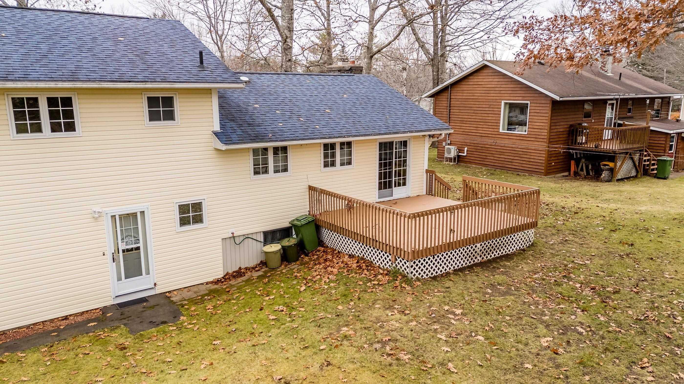 $325,000.00: 884 Dalmation Drive, Greenwood