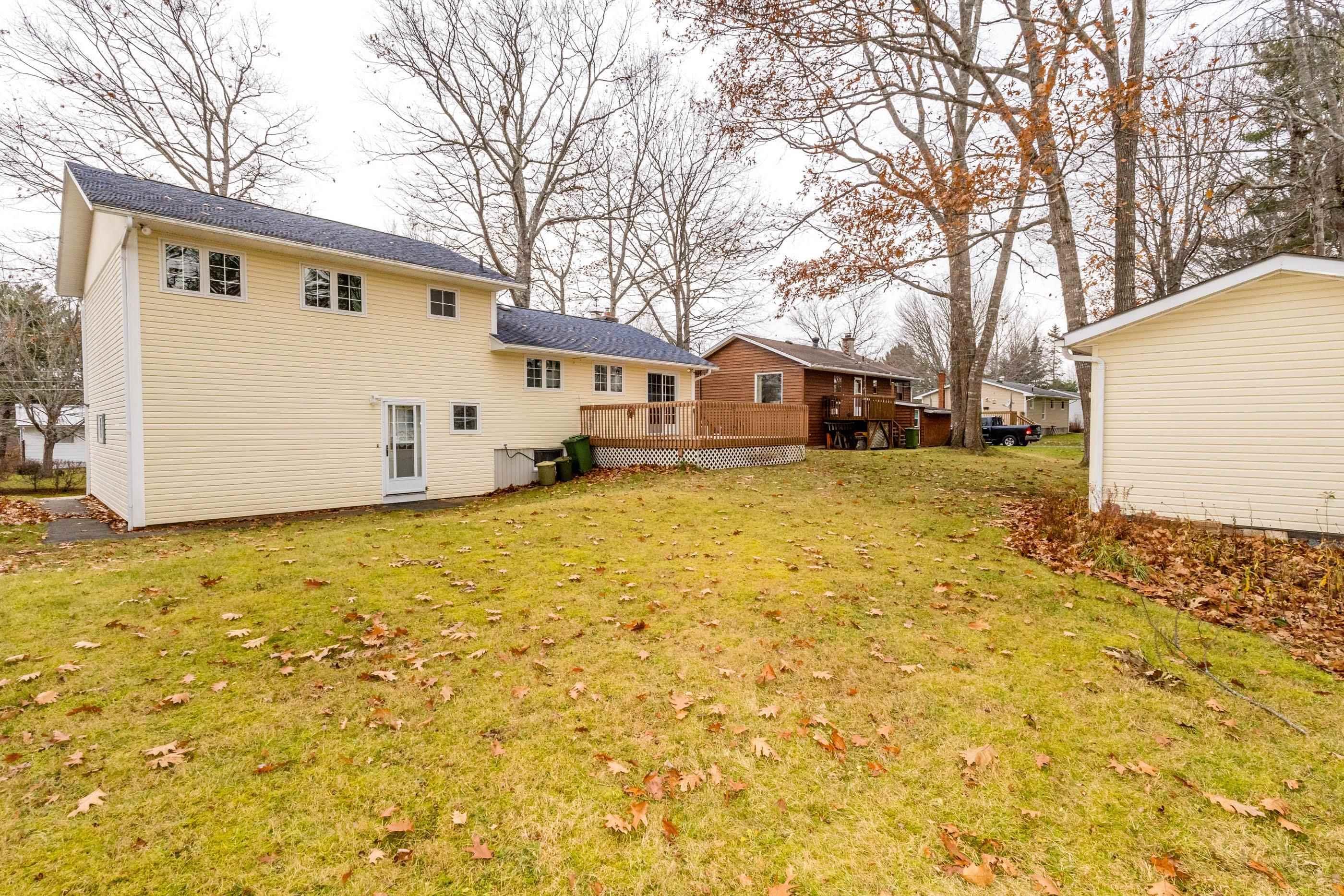 $325,000.00: 884 Dalmation Drive, Greenwood