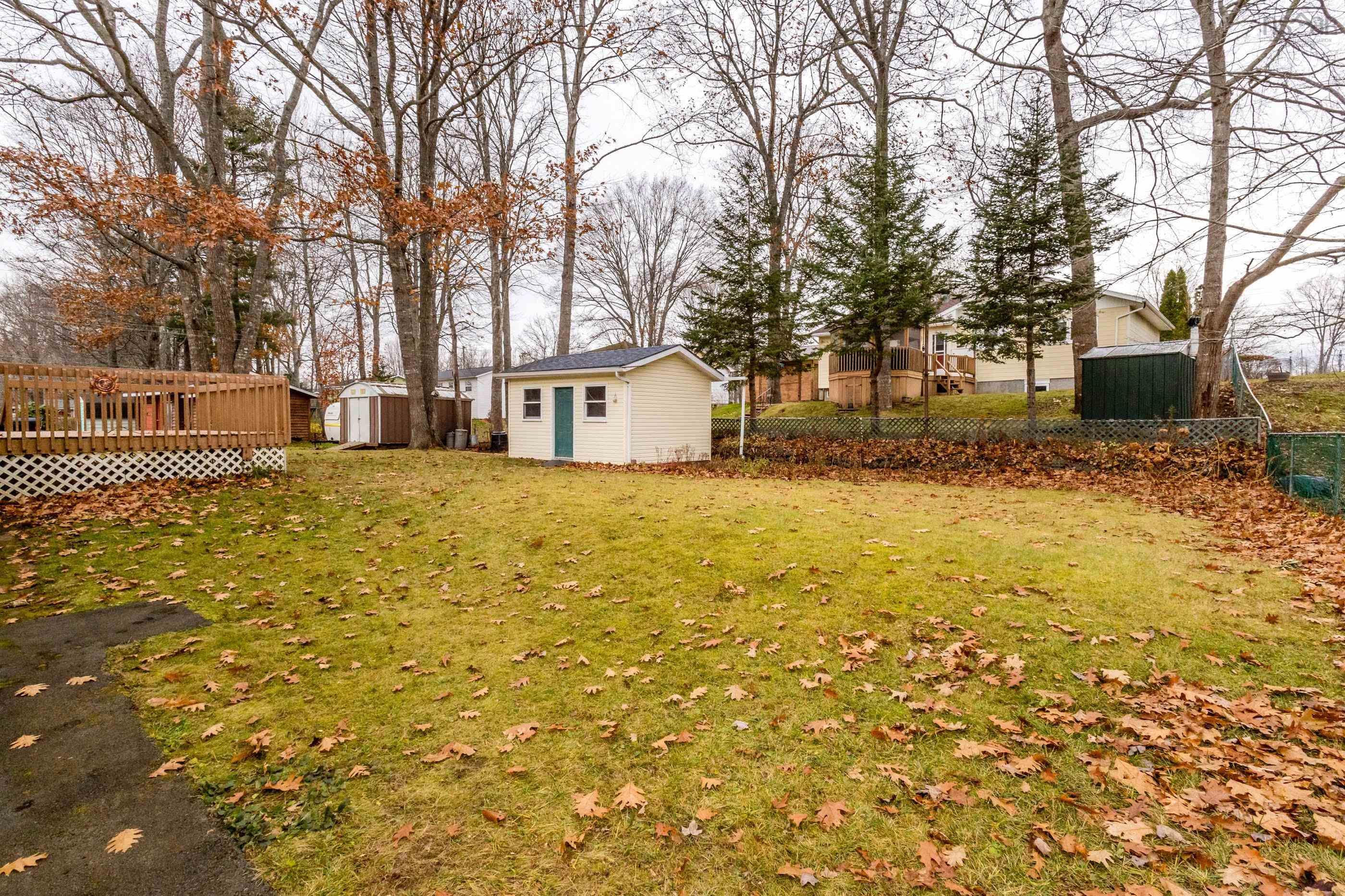 $325,000.00: 884 Dalmation Drive, Greenwood
