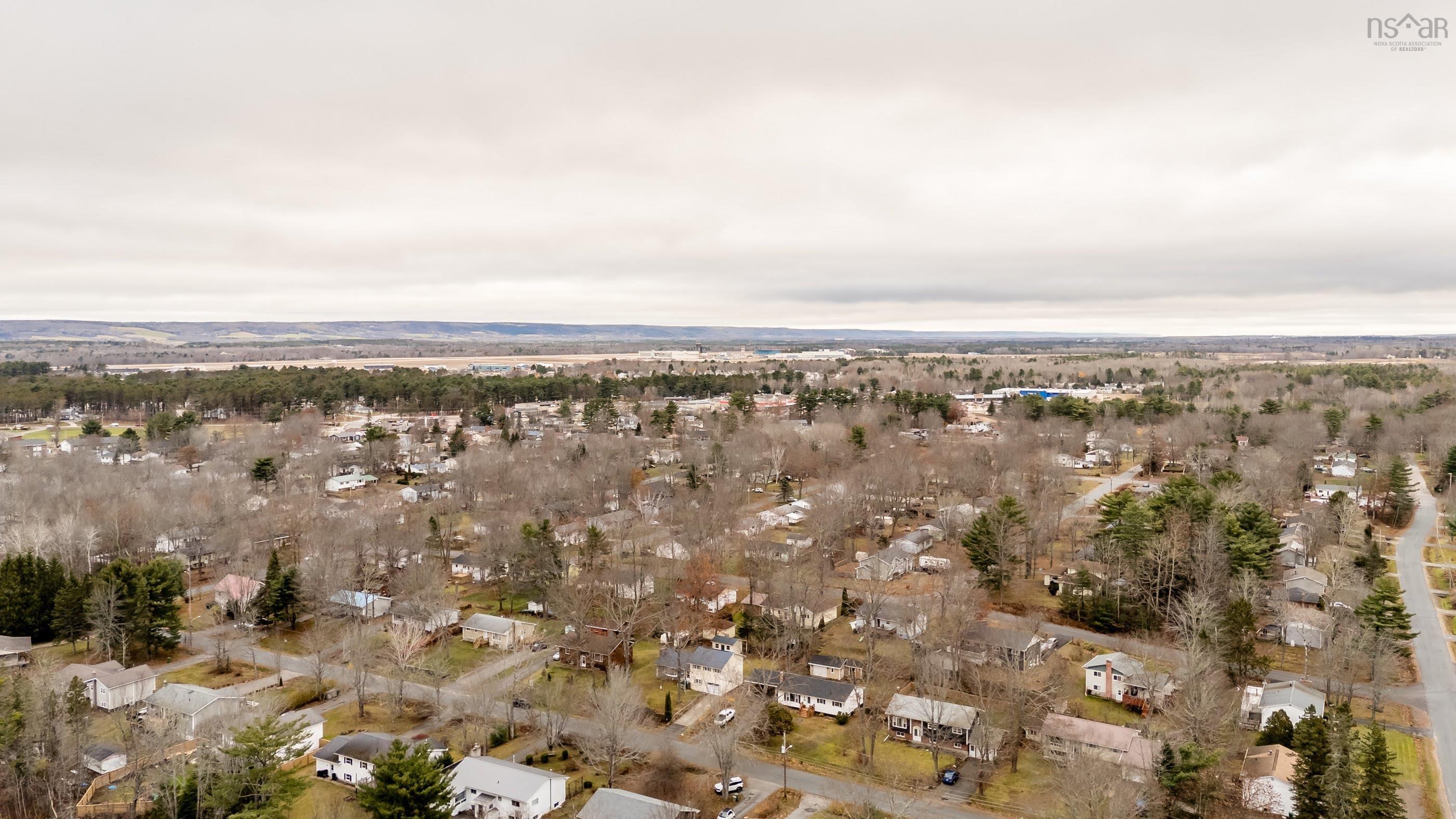 $325,000.00: 884 Dalmation Drive, Greenwood