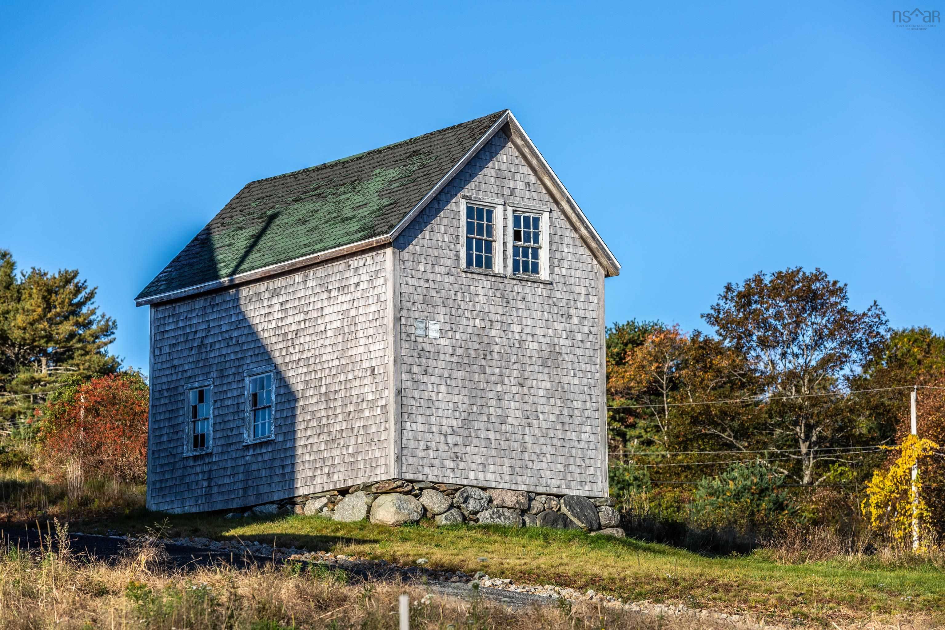 $2,595,000.00: 9292 Highway 3, Maders Cove