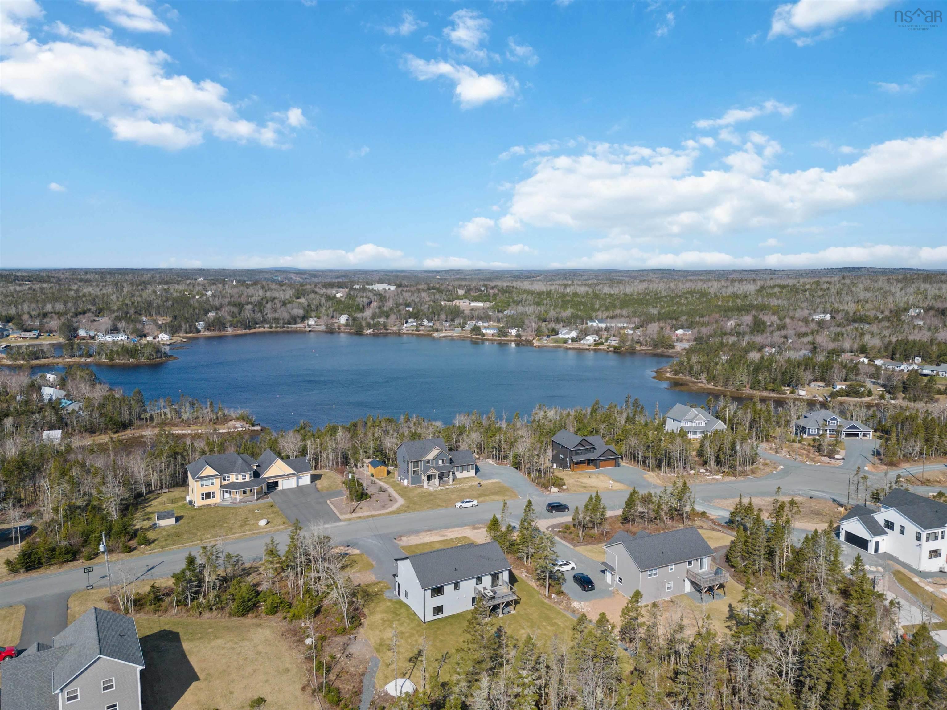 $749,900.00: 115 Hargrove Lane, Whites Lake