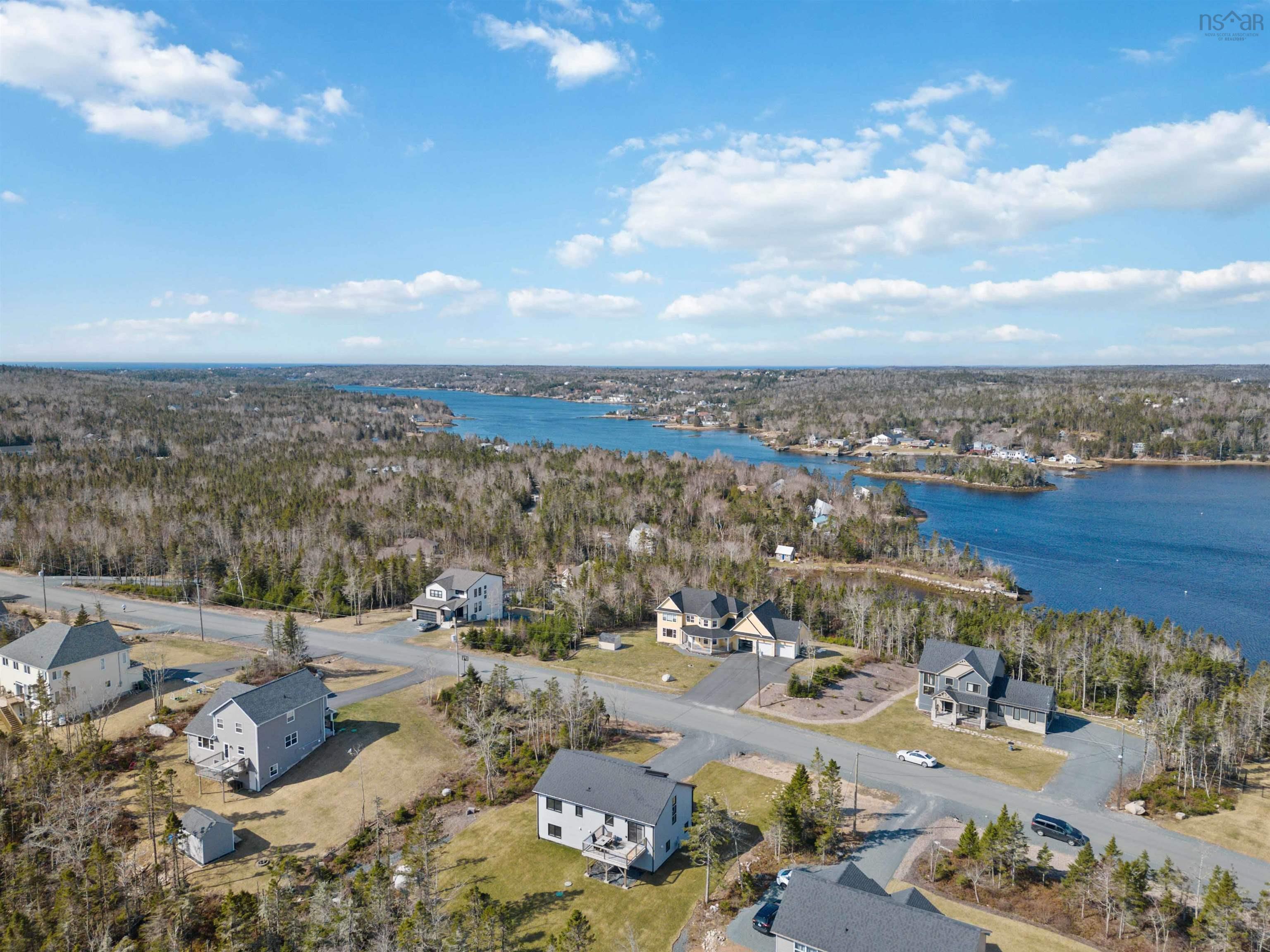 $749,900.00: 115 Hargrove Lane, Whites Lake