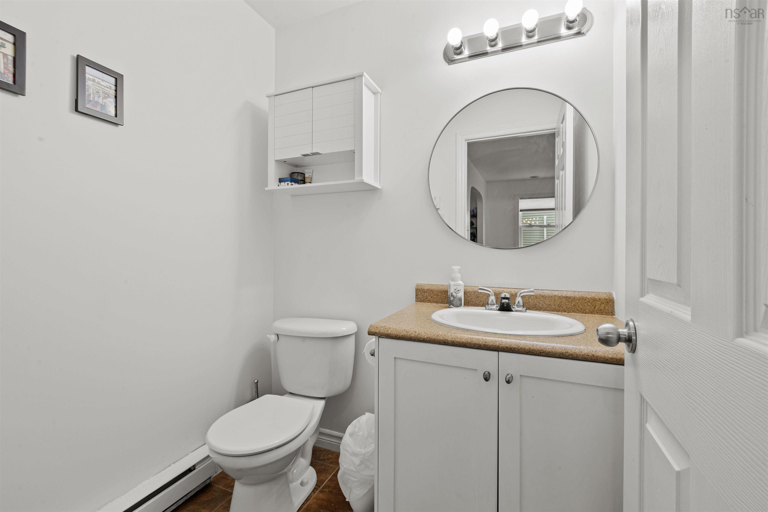 $399,900.00: 43 Lovell Lane, Halifax