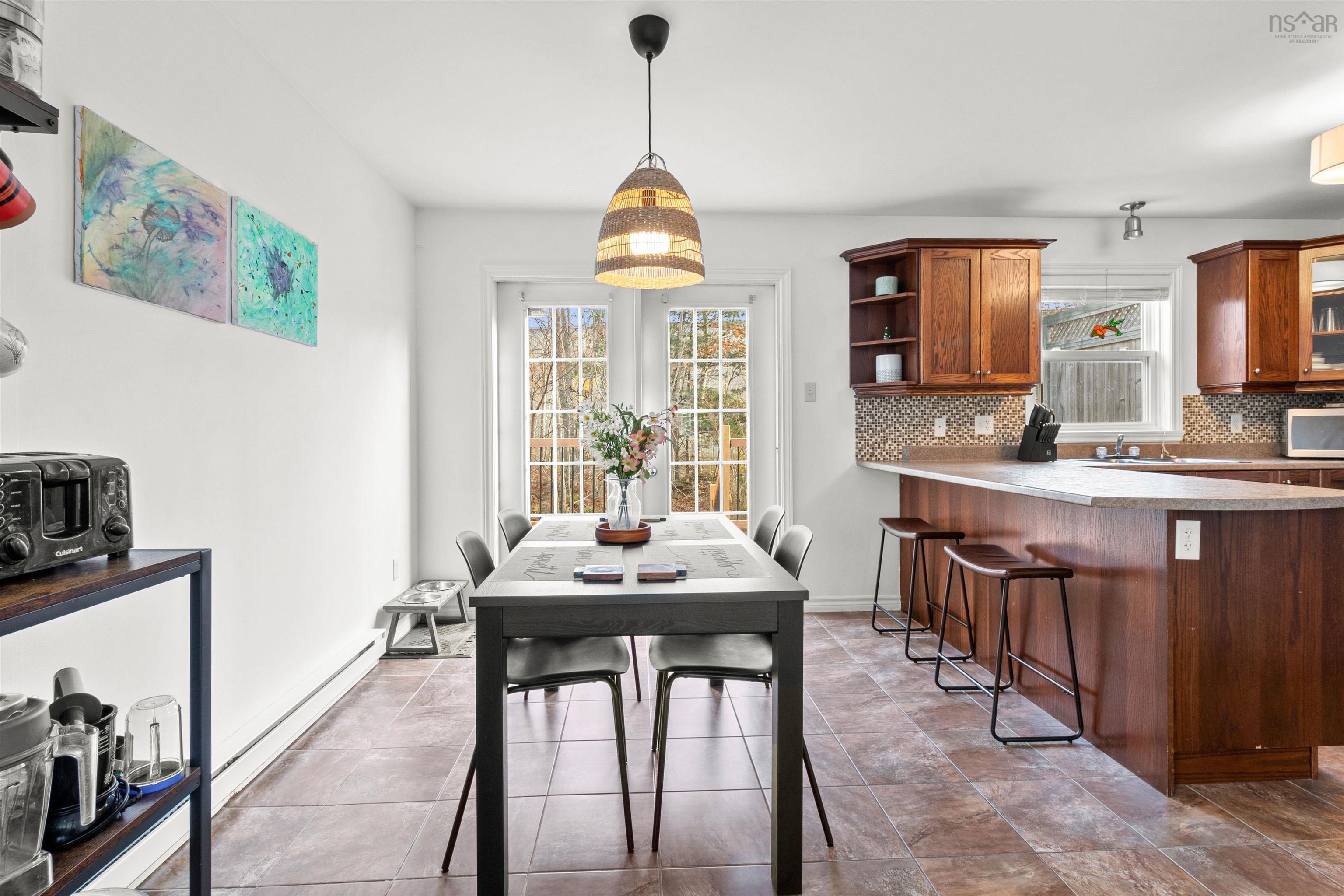 $399,900.00: 43 Lovell Lane, Halifax