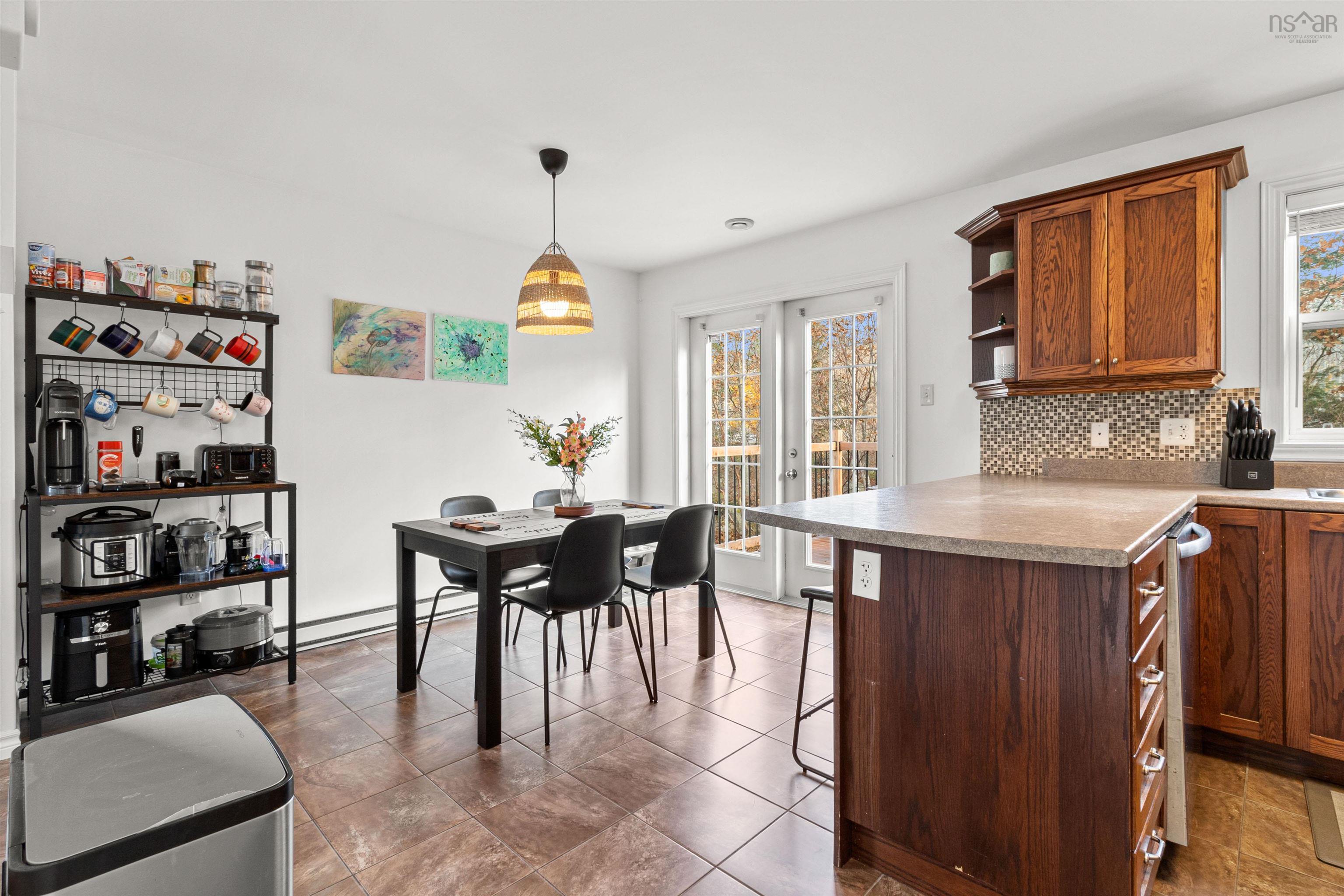 $399,900.00: 43 Lovell Lane, Halifax