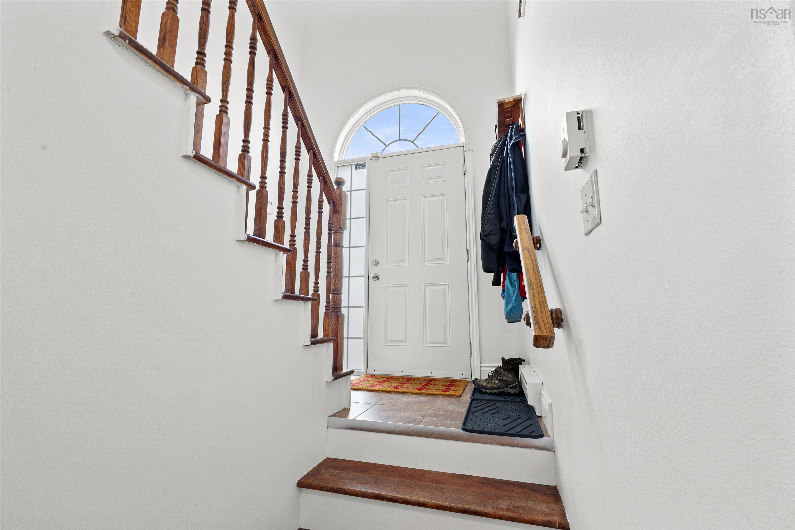 $399,900.00: 43 Lovell Lane, Halifax