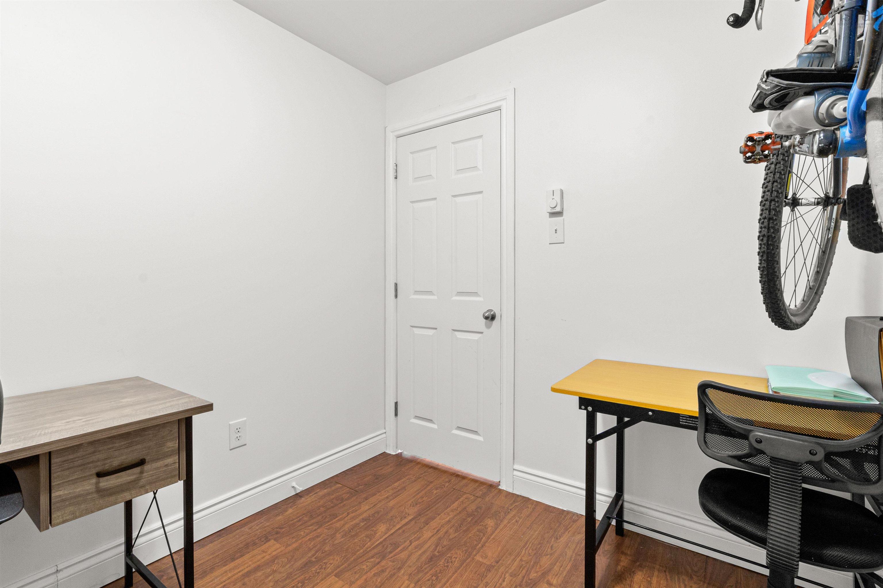 $399,900.00: 43 Lovell Lane, Halifax