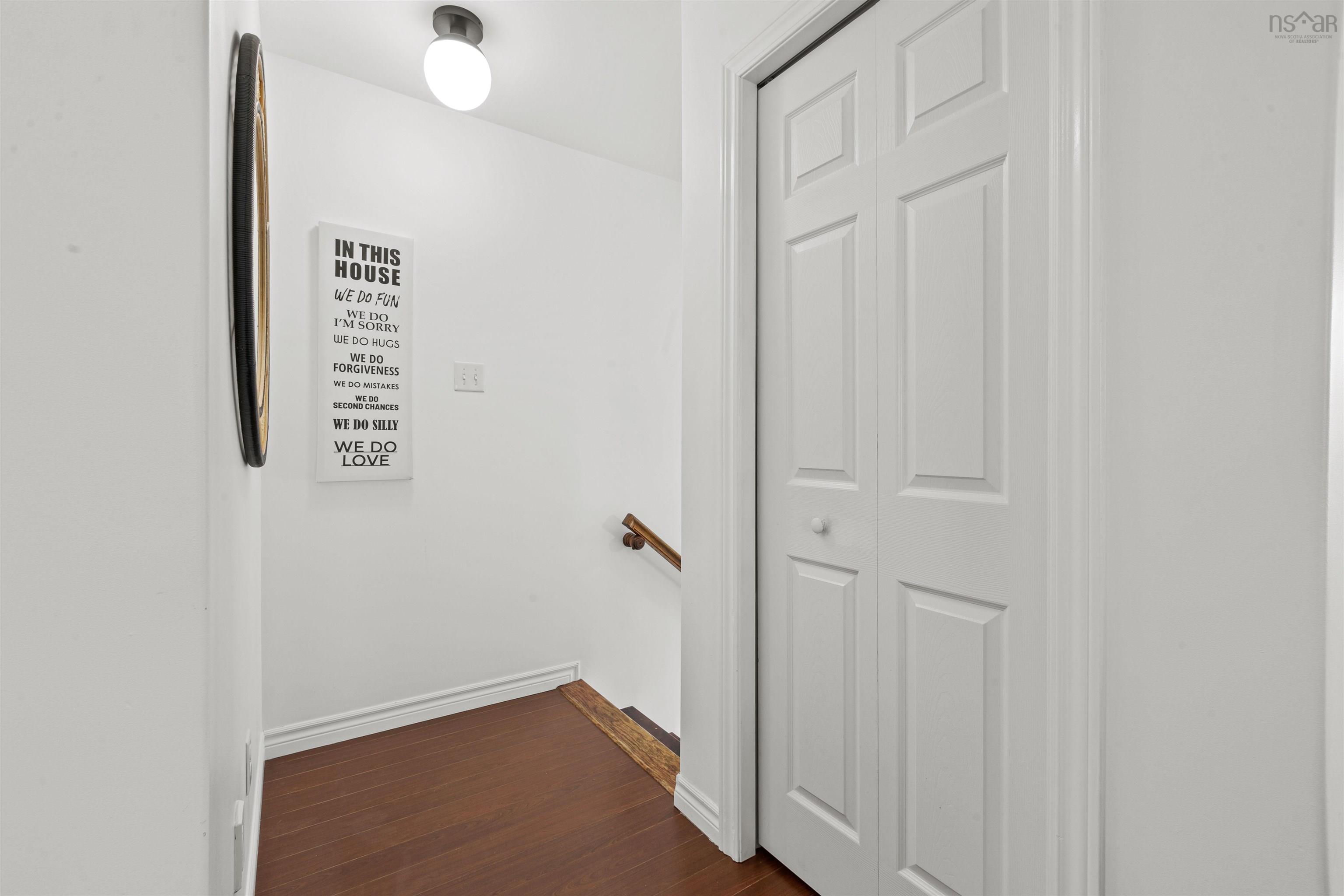 $399,900.00: 43 Lovell Lane, Halifax