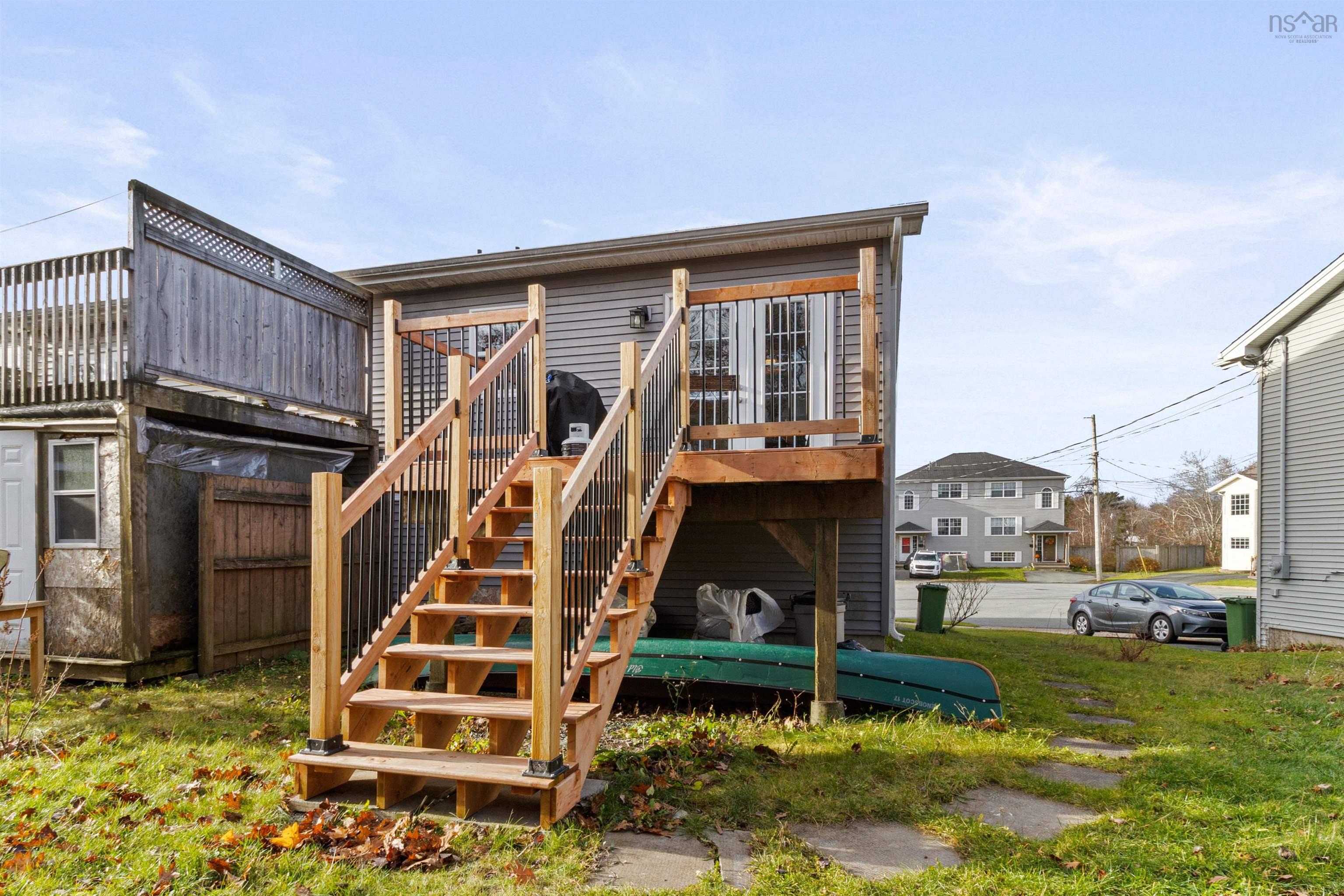$399,900.00: 43 Lovell Lane, Halifax