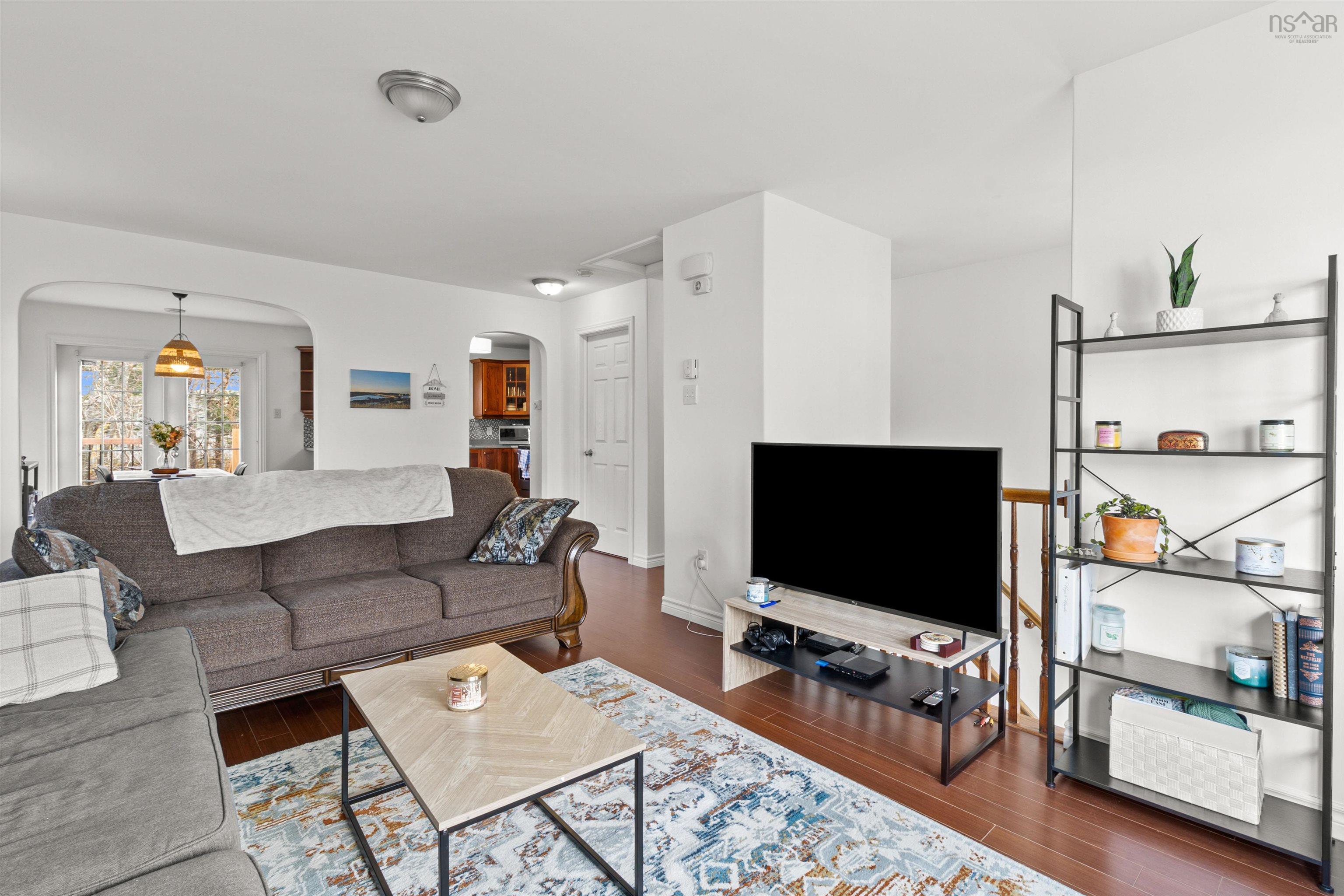 $399,900.00: 43 Lovell Lane, Halifax