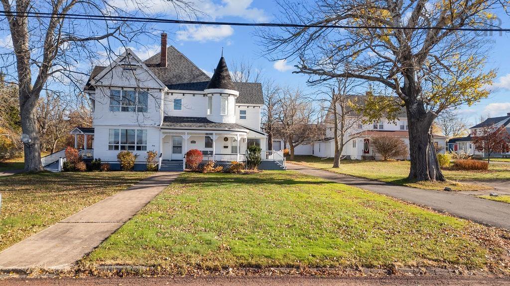 $349,900.00: 204 Water Street, Pugwash