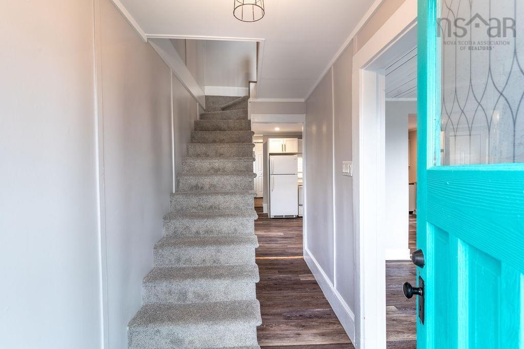 $324,900.00: 8179 7 Highway, Musquodoboit Harbour