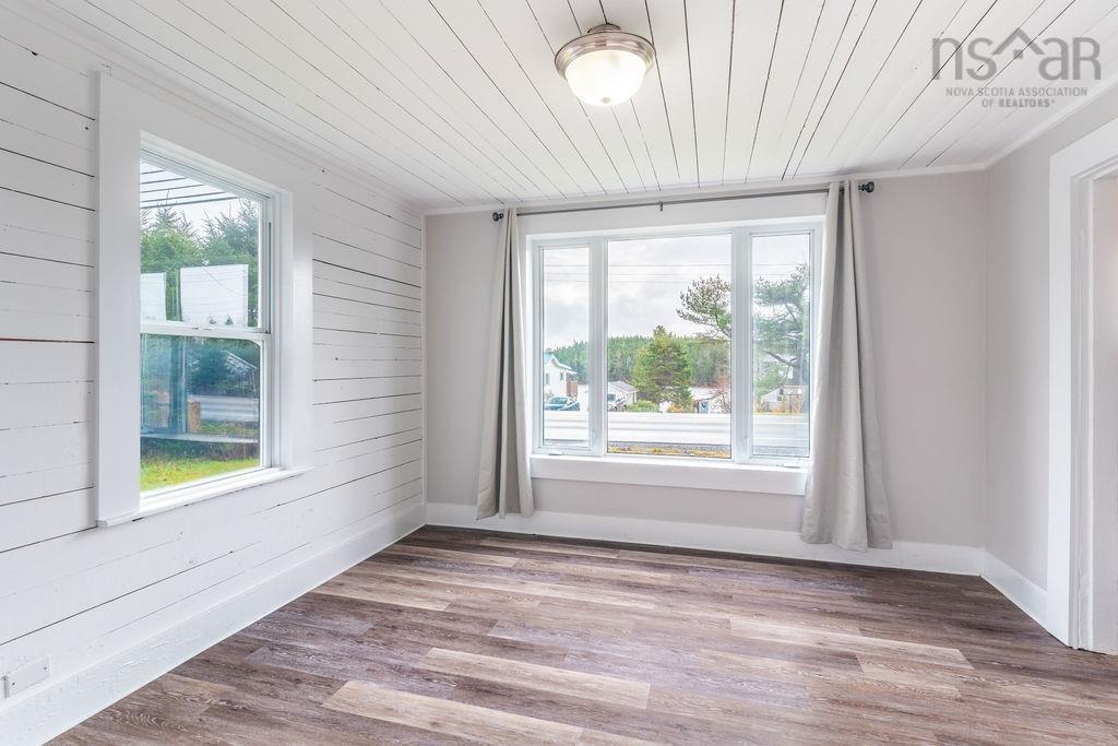 $324,900.00: 8179 7 Highway, Musquodoboit Harbour