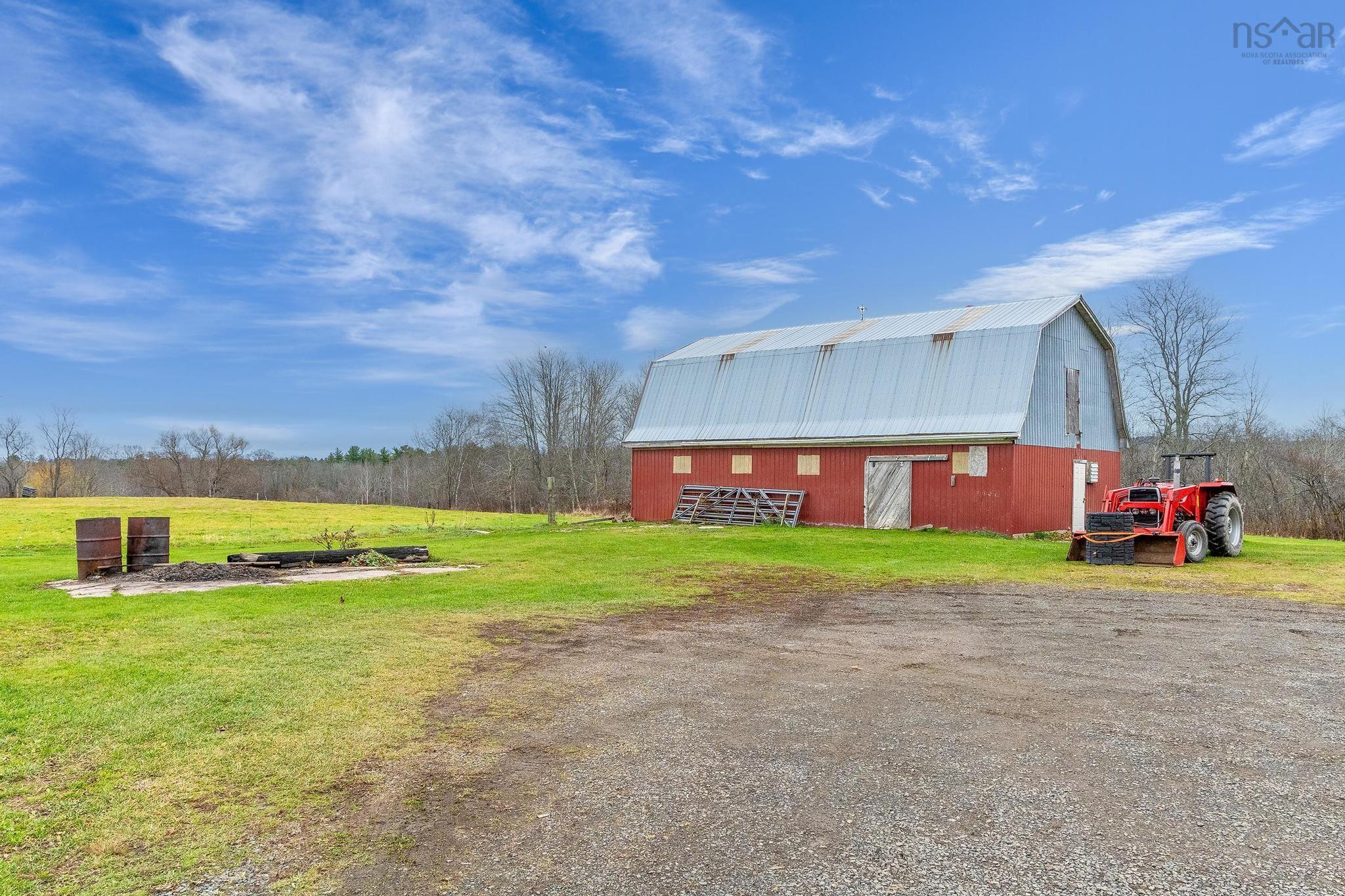 $529,900.00: 11704 Highway 1, Brickton