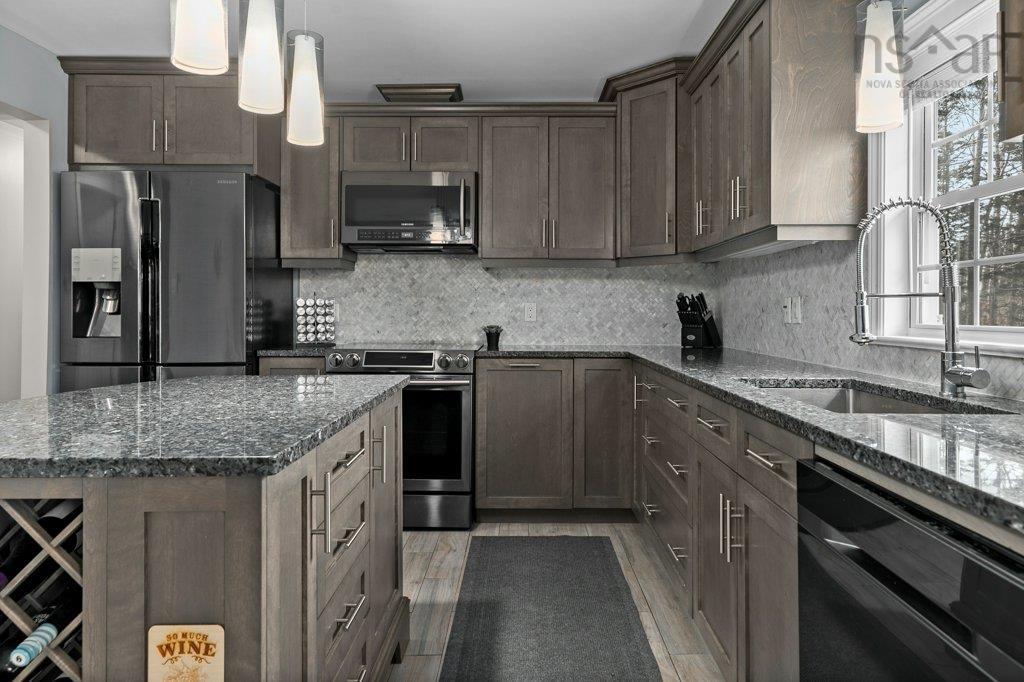 $564,900.00: 79 Danny Drive, Beaver Bank
