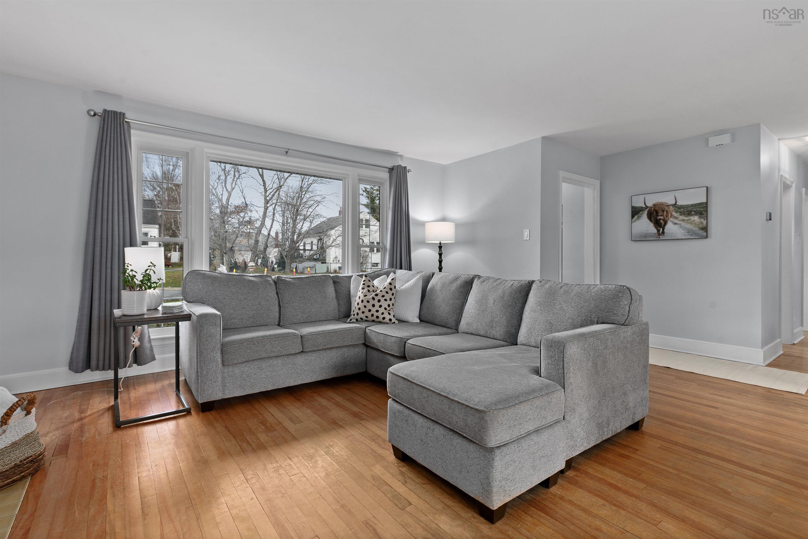 $649,900.00: 4 Piers Avenue, Halifax