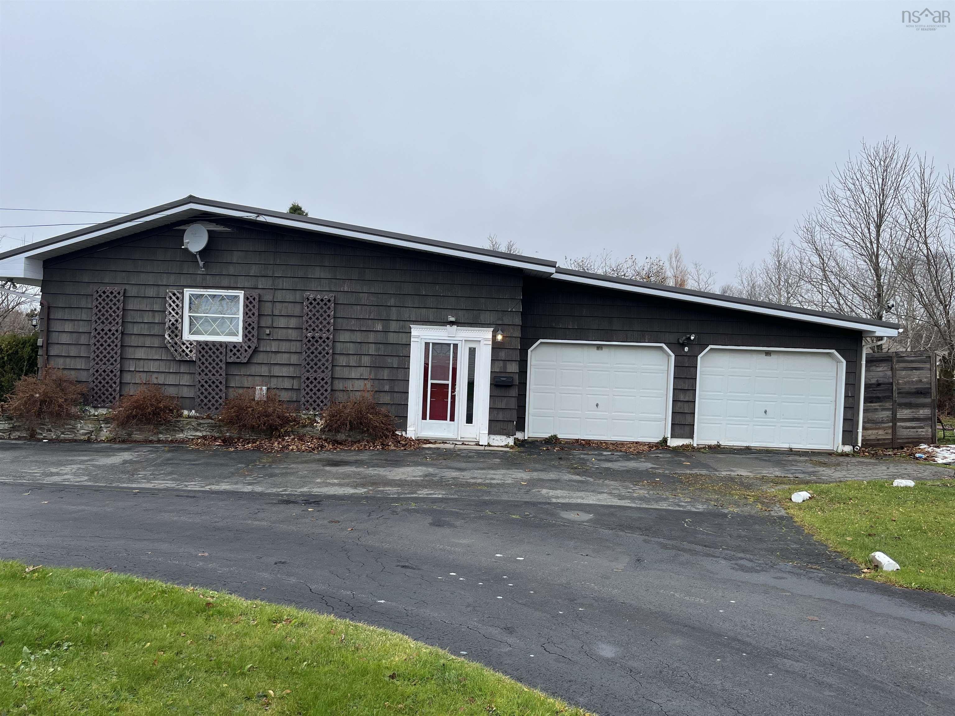 $349,000.00: 525 Phalen Road, Glace Bay