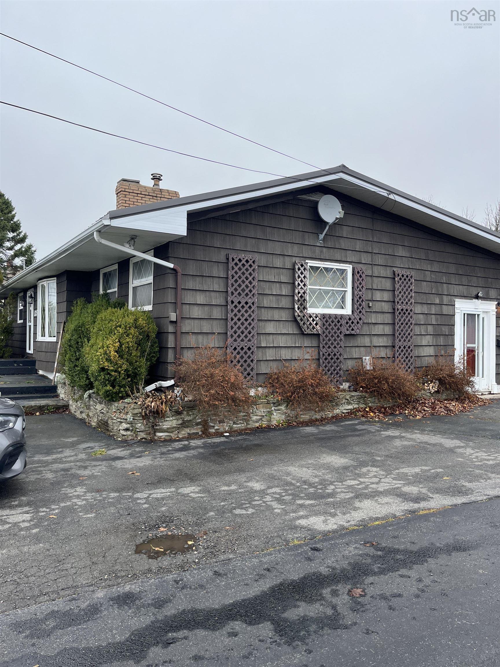 $349,000.00: 525 Phalen Road, Glace Bay