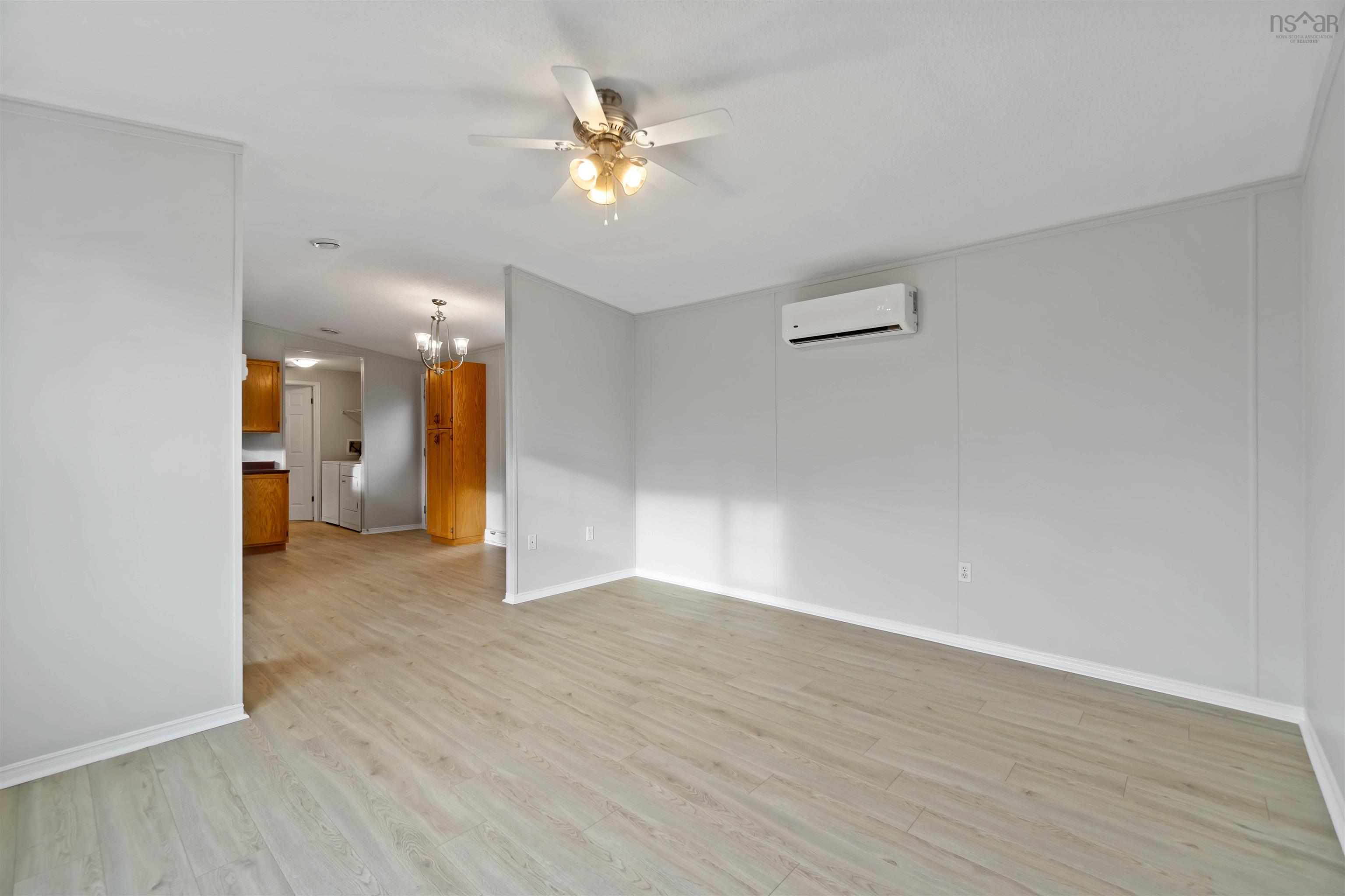 $255,900.00: 1 Apple Street, Dartmouth