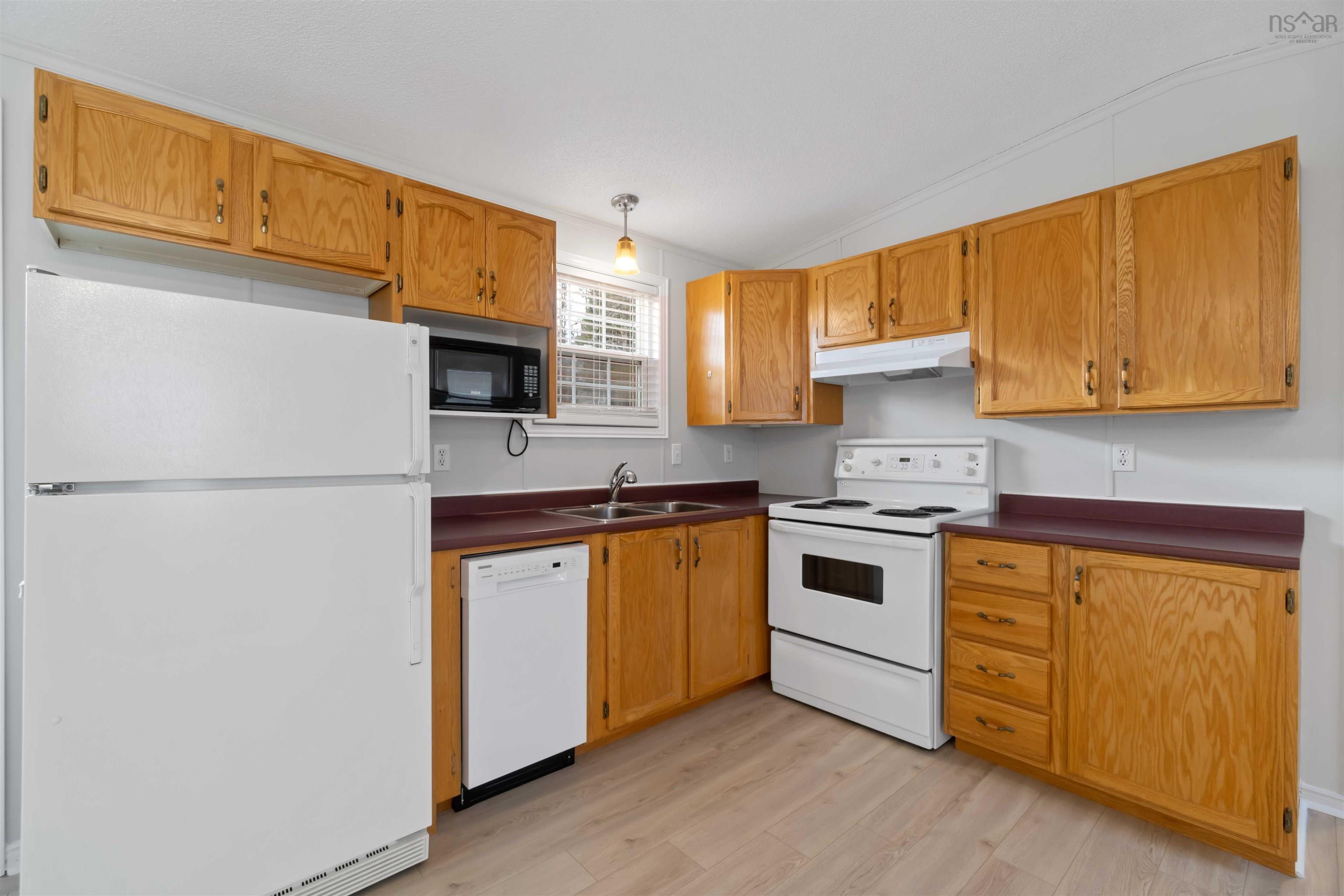 $255,900.00: 1 Apple Street, Dartmouth