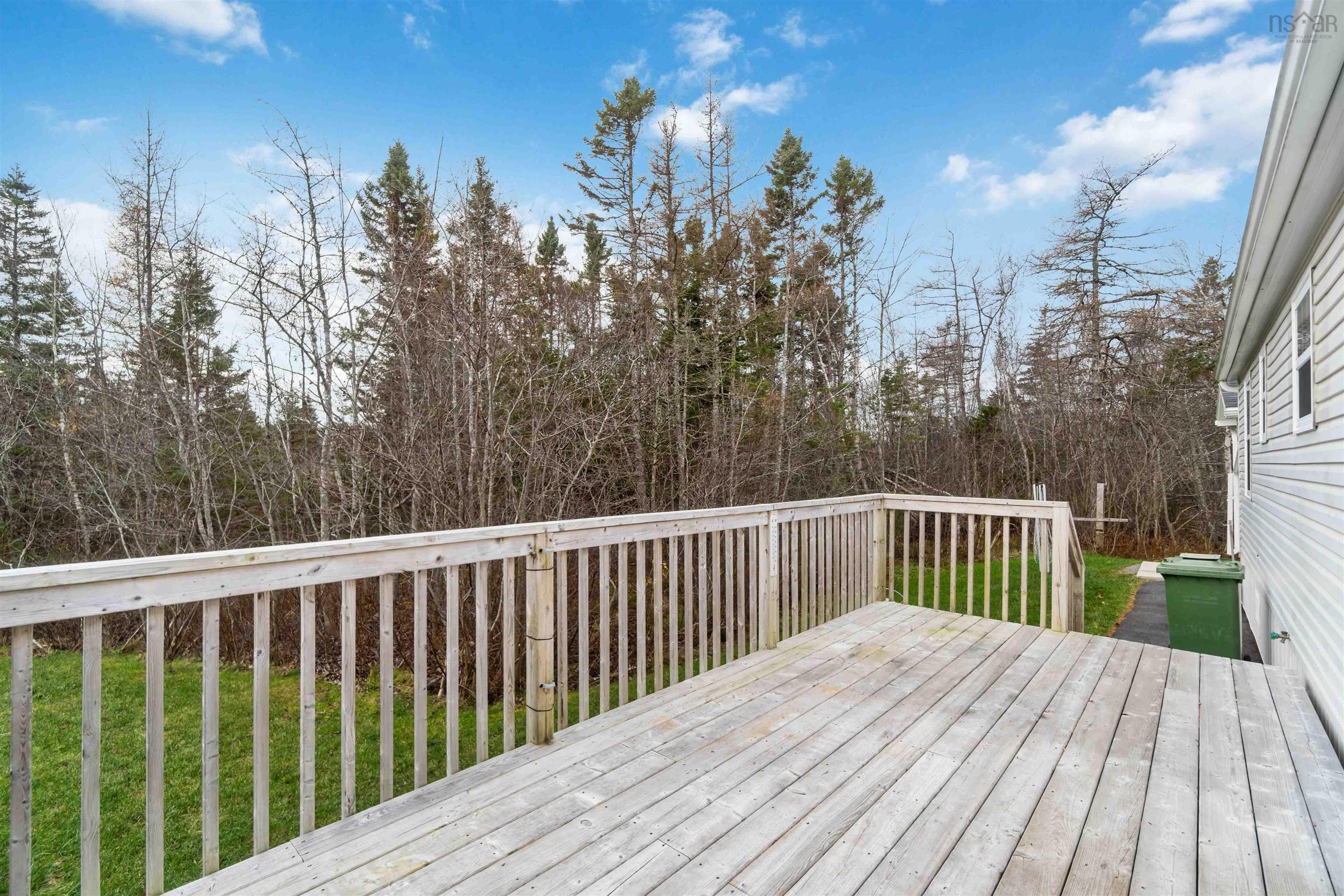 $255,900.00: 1 Apple Street, Dartmouth