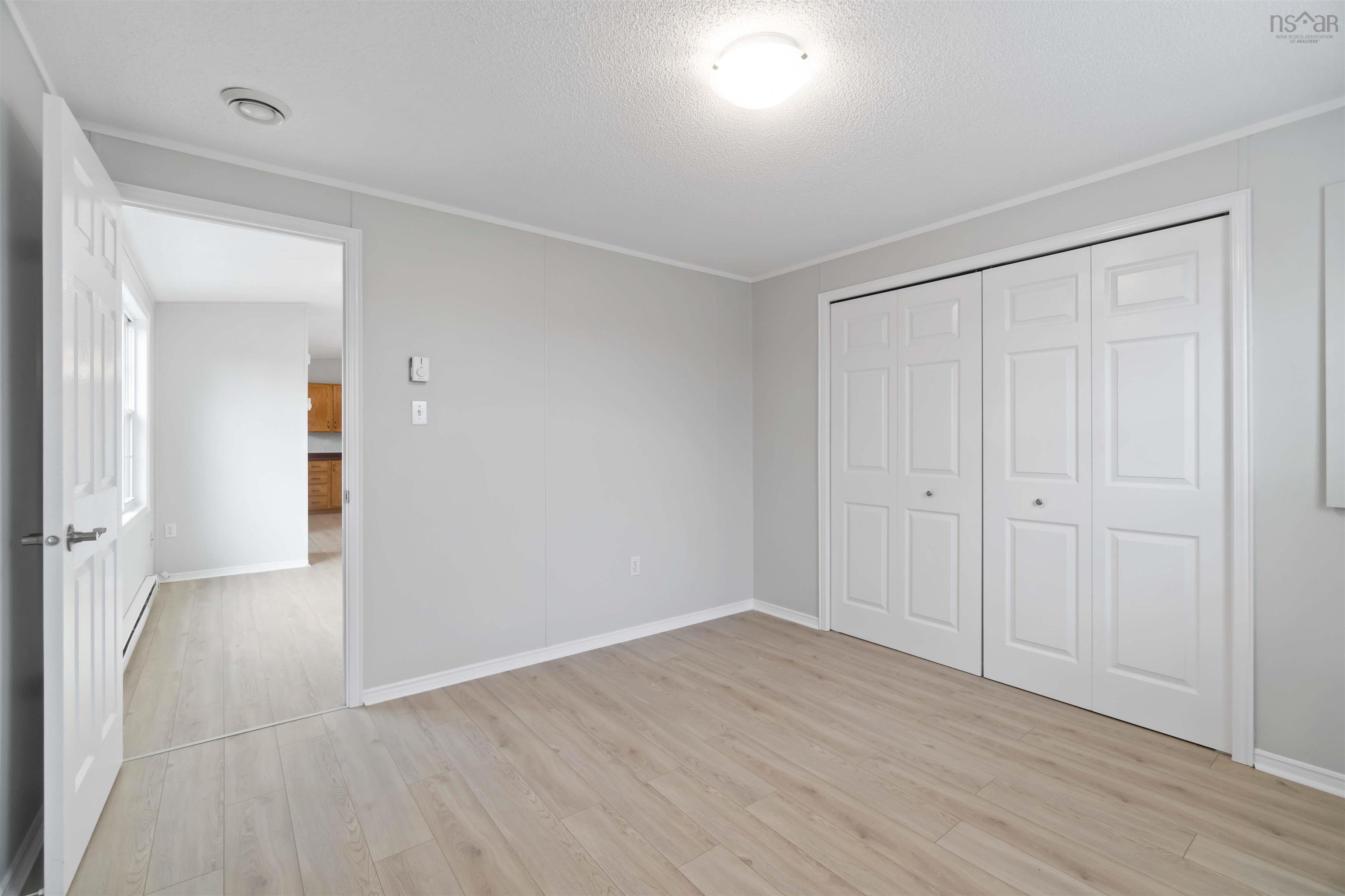 $255,900.00: 1 Apple Street, Dartmouth