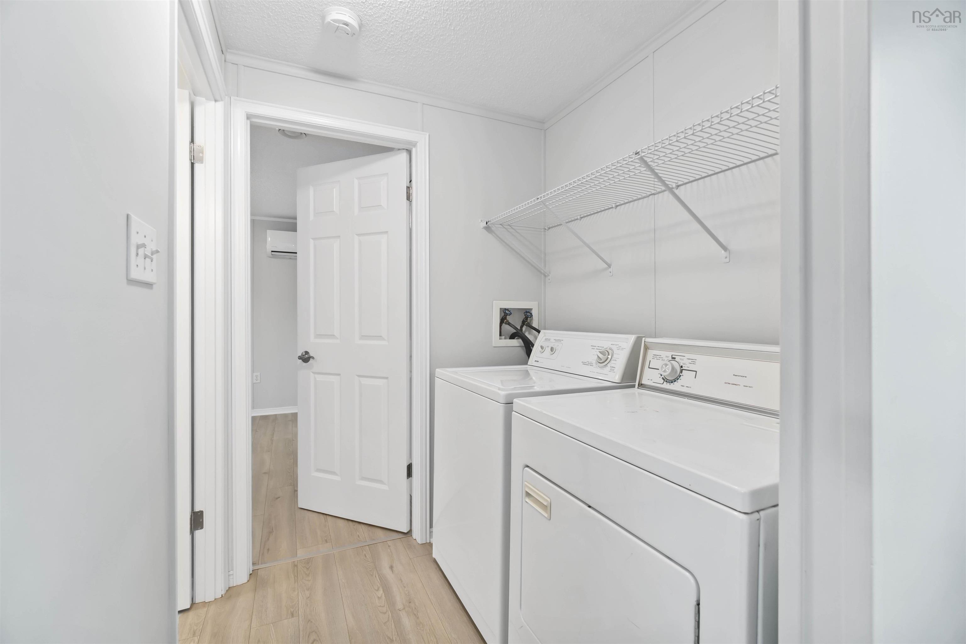 $255,900.00: 1 Apple Street, Dartmouth