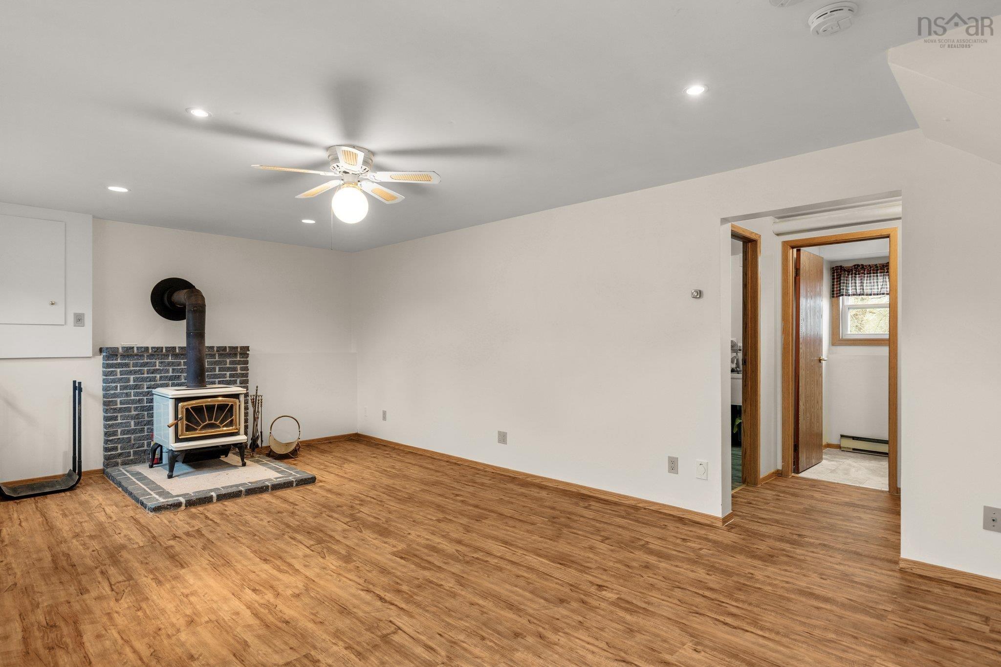 $399,900.00: 31 Sunset Drive, Bridgewater