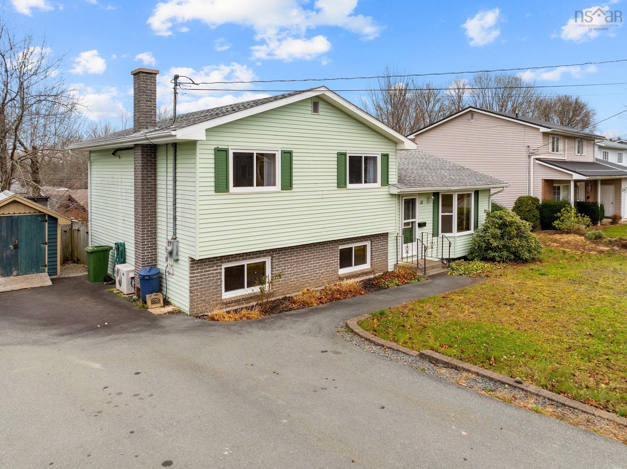 $399,900.00: 31 Sunset Drive, Bridgewater