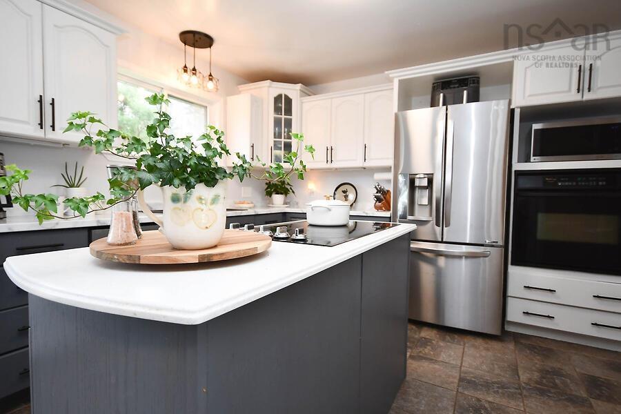 $525,000.00: 41 Mahar Shad Bay Drive, Shad Bay