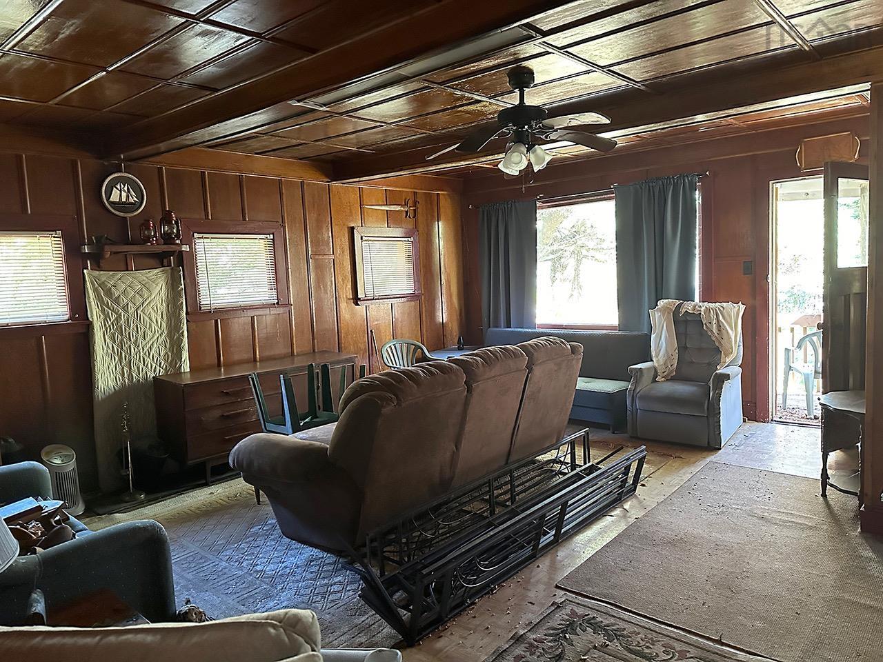 $229,900.00: 315 Kennedy