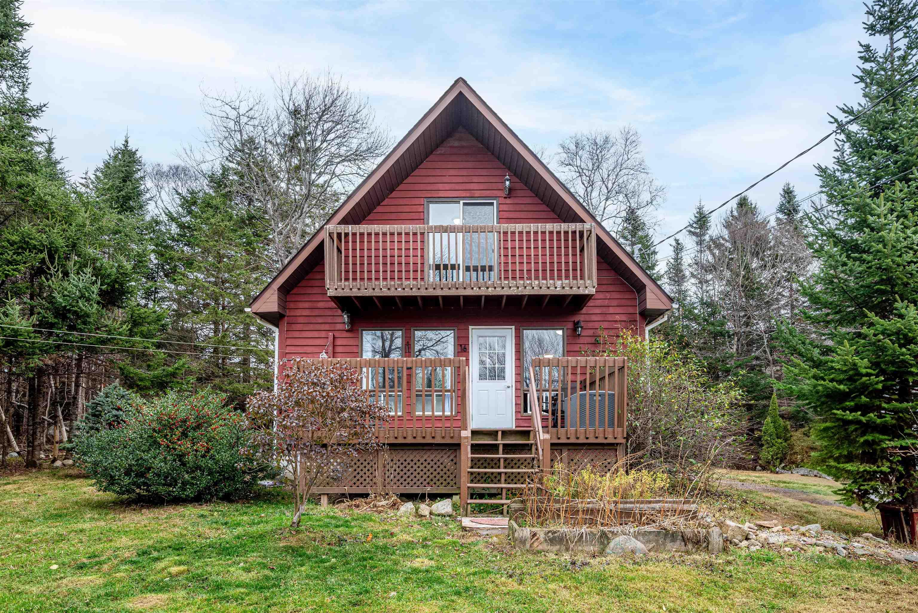 $399,900.00: 16 Kennedys Road, Boutiliers Point