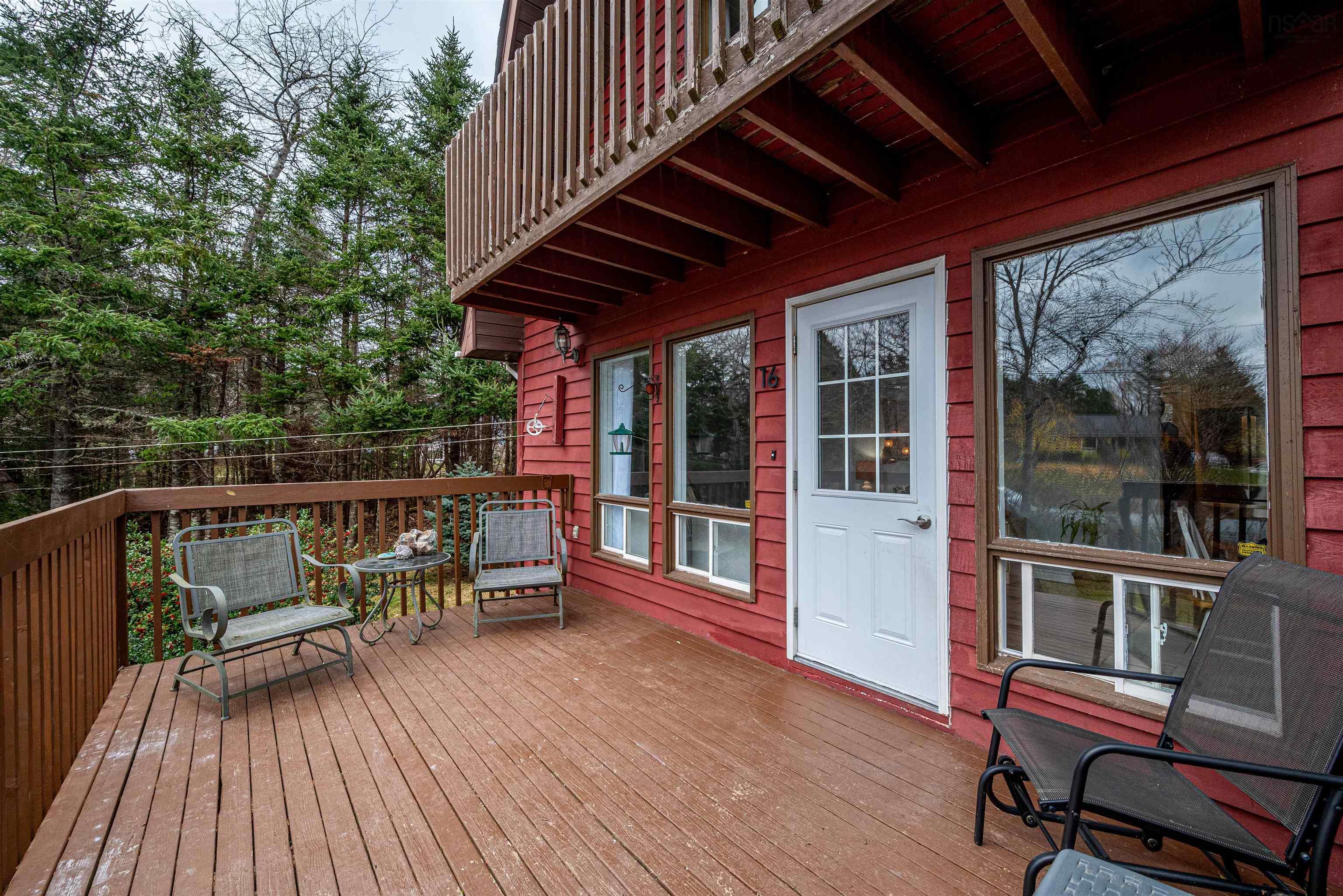 $399,900.00: 16 Kennedys Road, Boutiliers Point