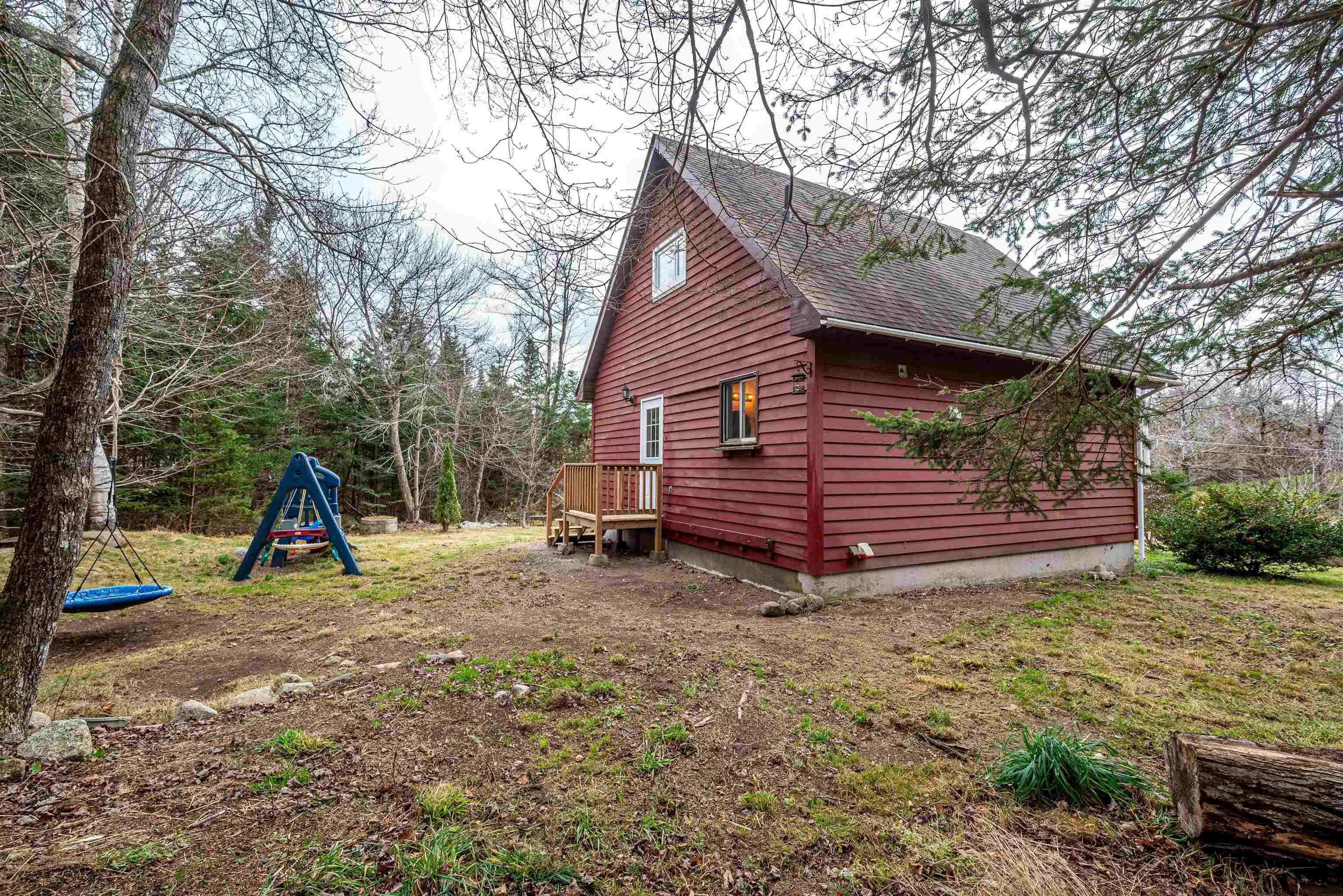 $399,900.00: 16 Kennedys Road, Boutiliers Point