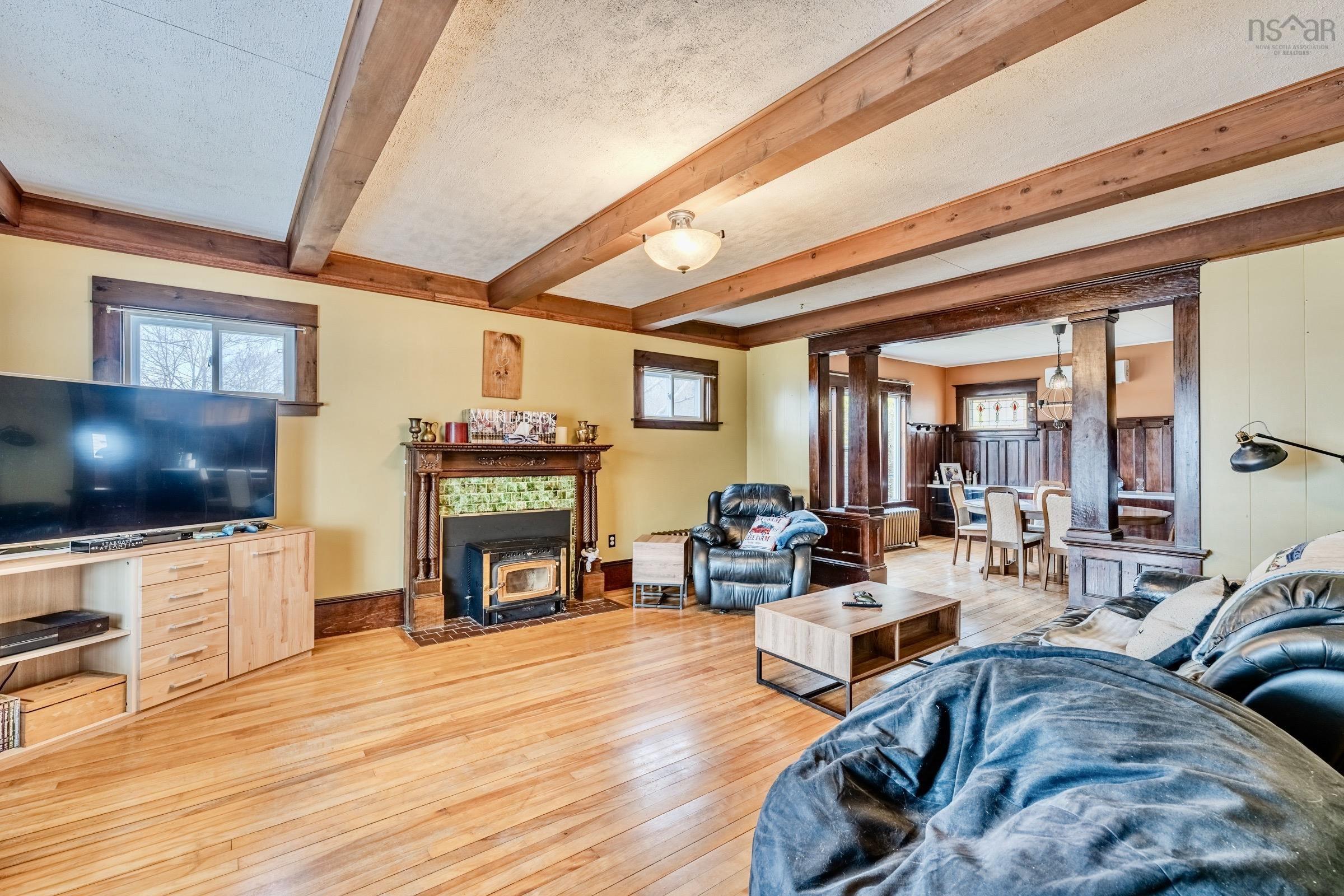 $295,000.00: 4474 Highway 1, Weymouth