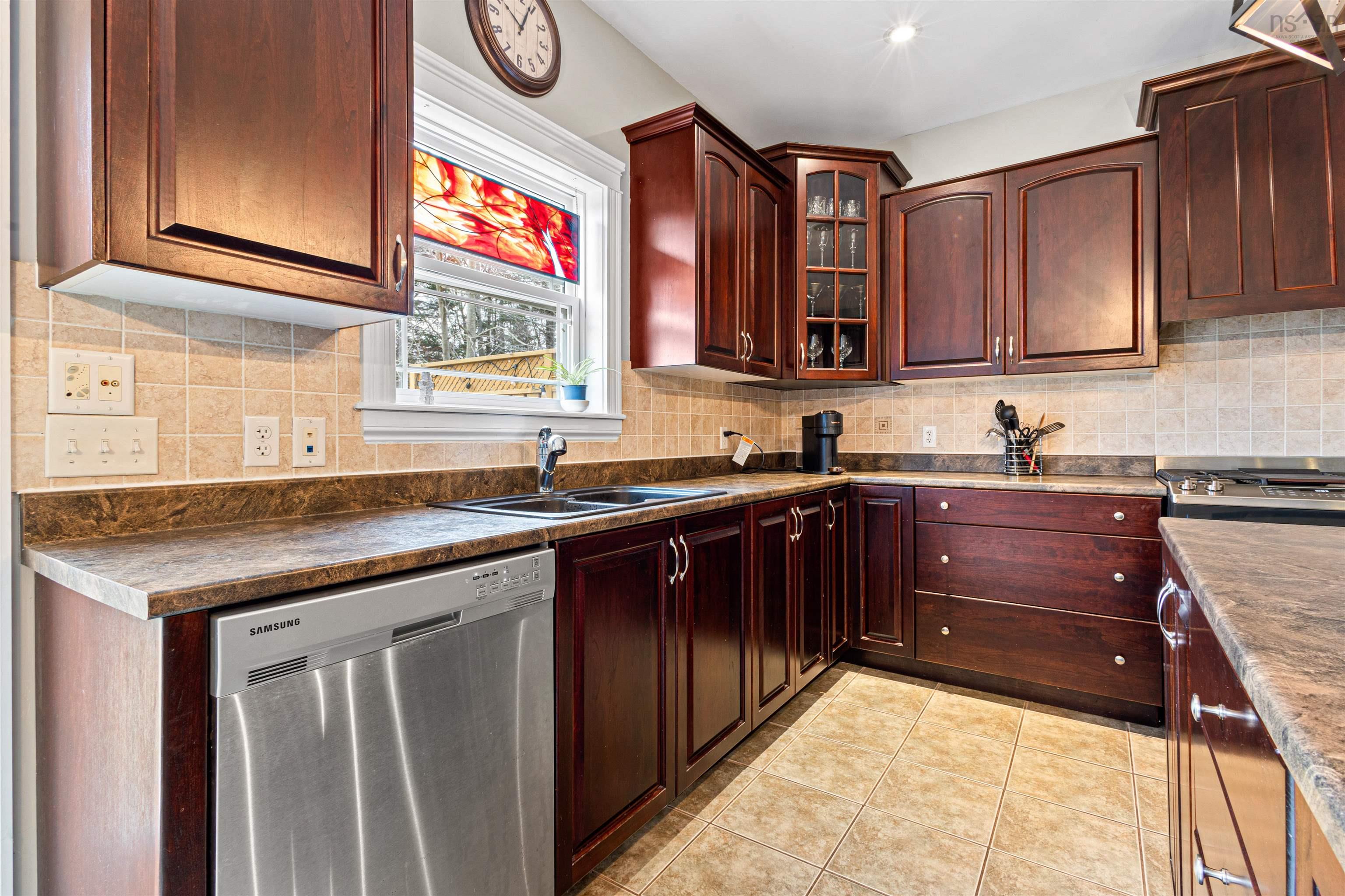 $779,900.00: 102 Lindenwood Terrace, Dartmouth