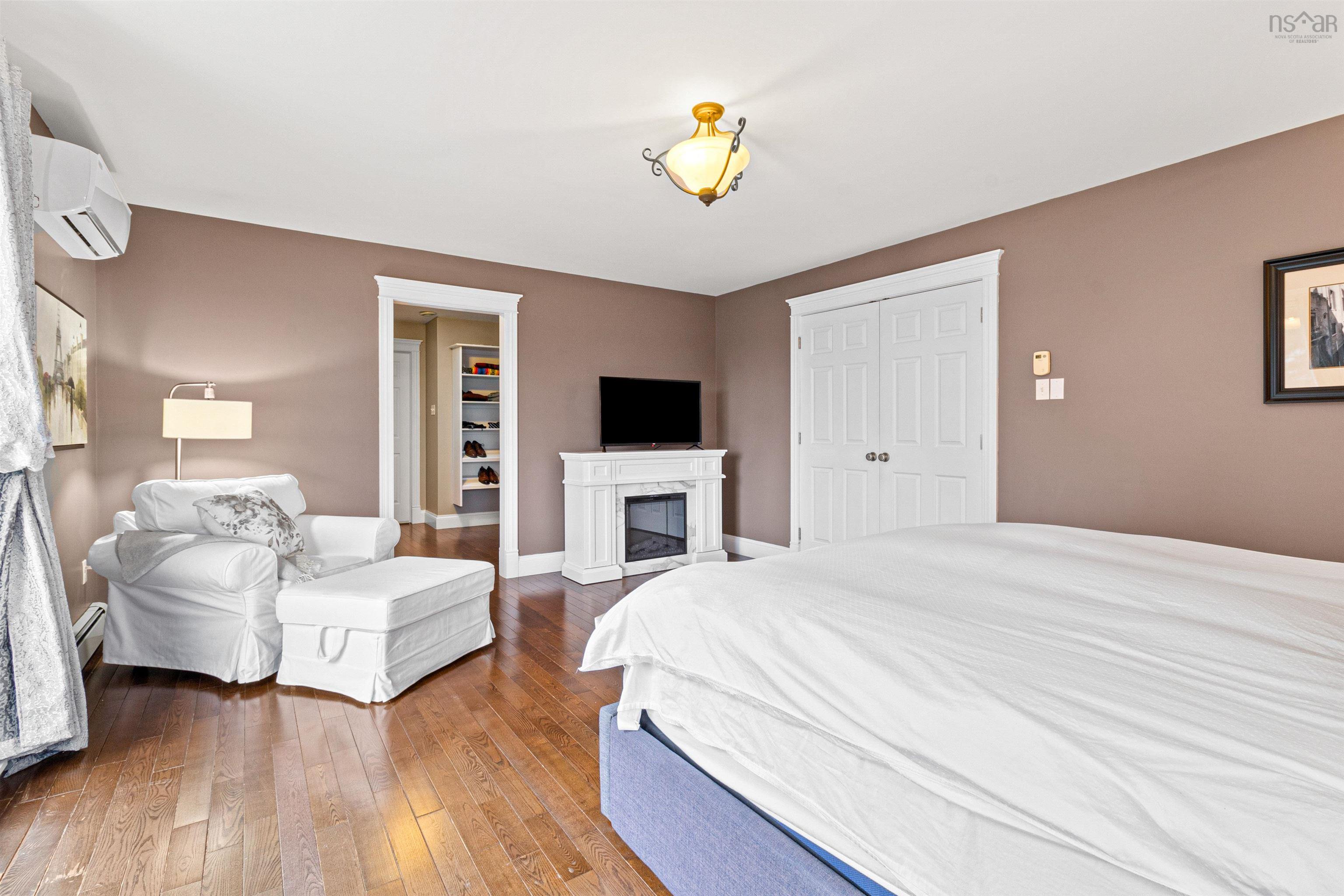 $779,900.00: 102 Lindenwood Terrace, Dartmouth