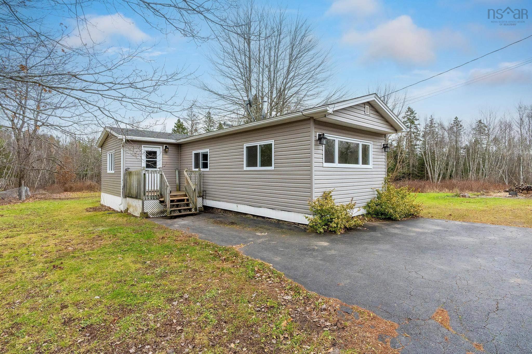 $249,900.00: 4149 Highway 215, Lower Burlington