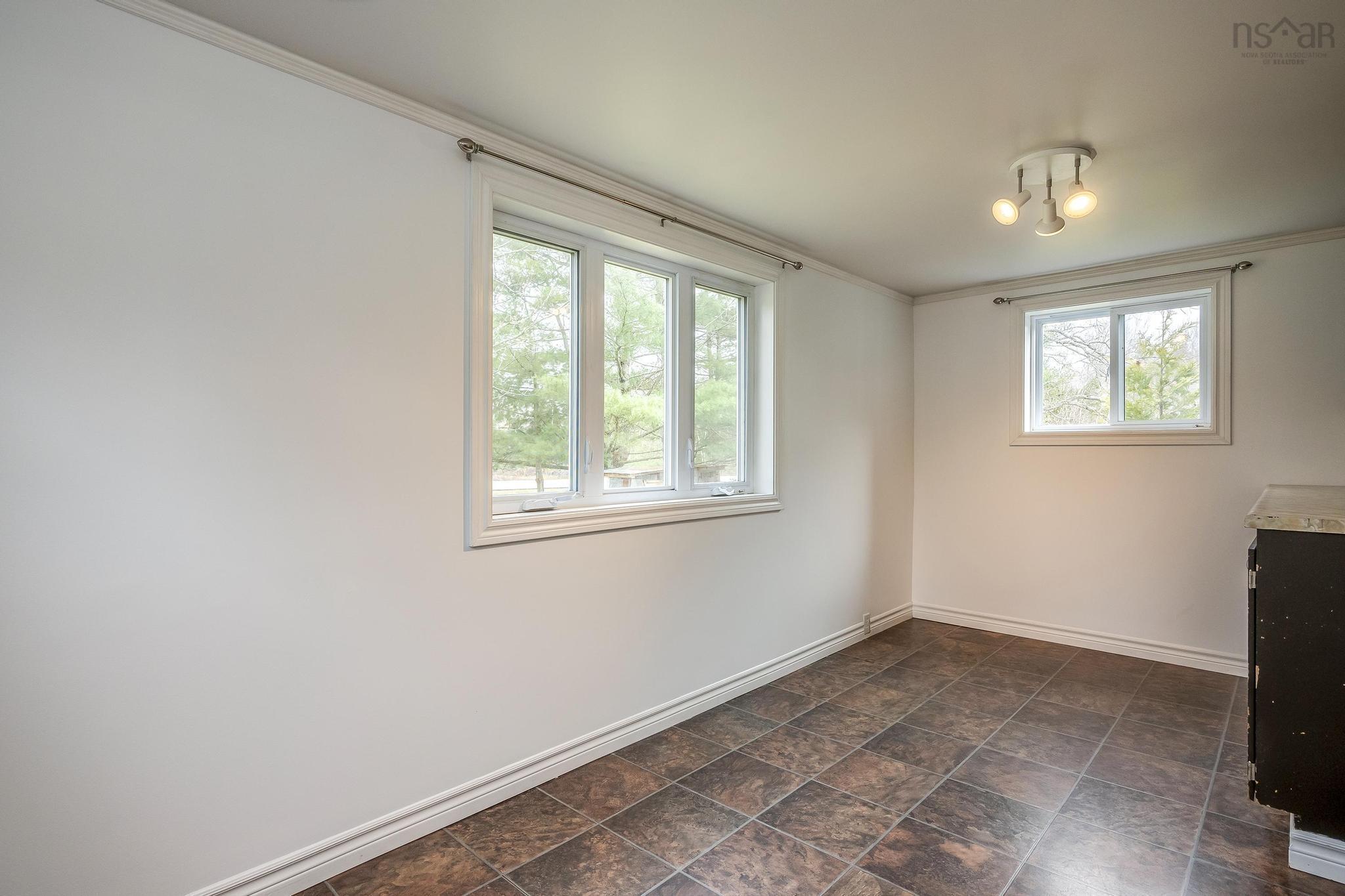 $249,900.00: 4149 Highway 215, Lower Burlington