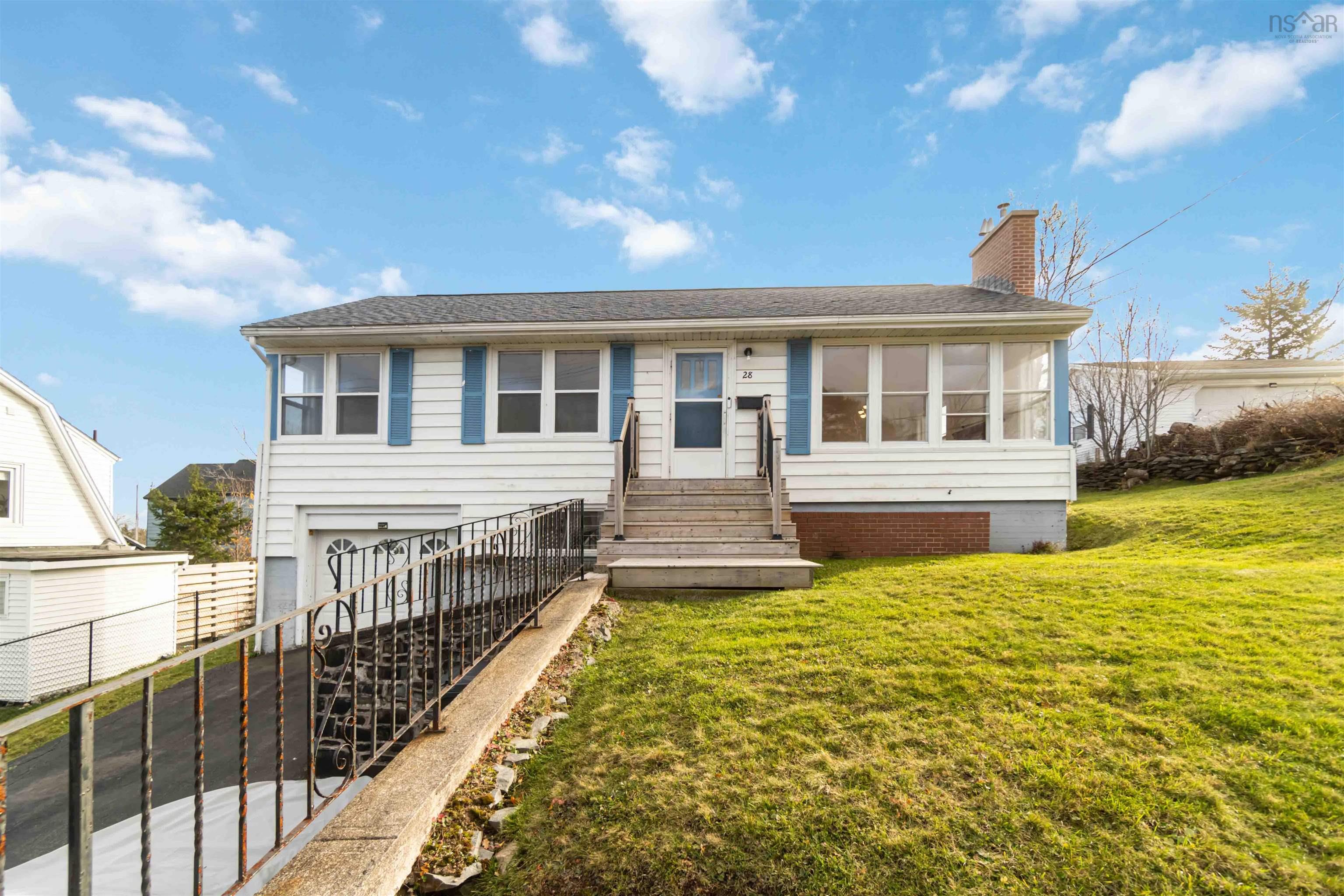 $495,000.00: 28 Arlington Avenue, Halifax