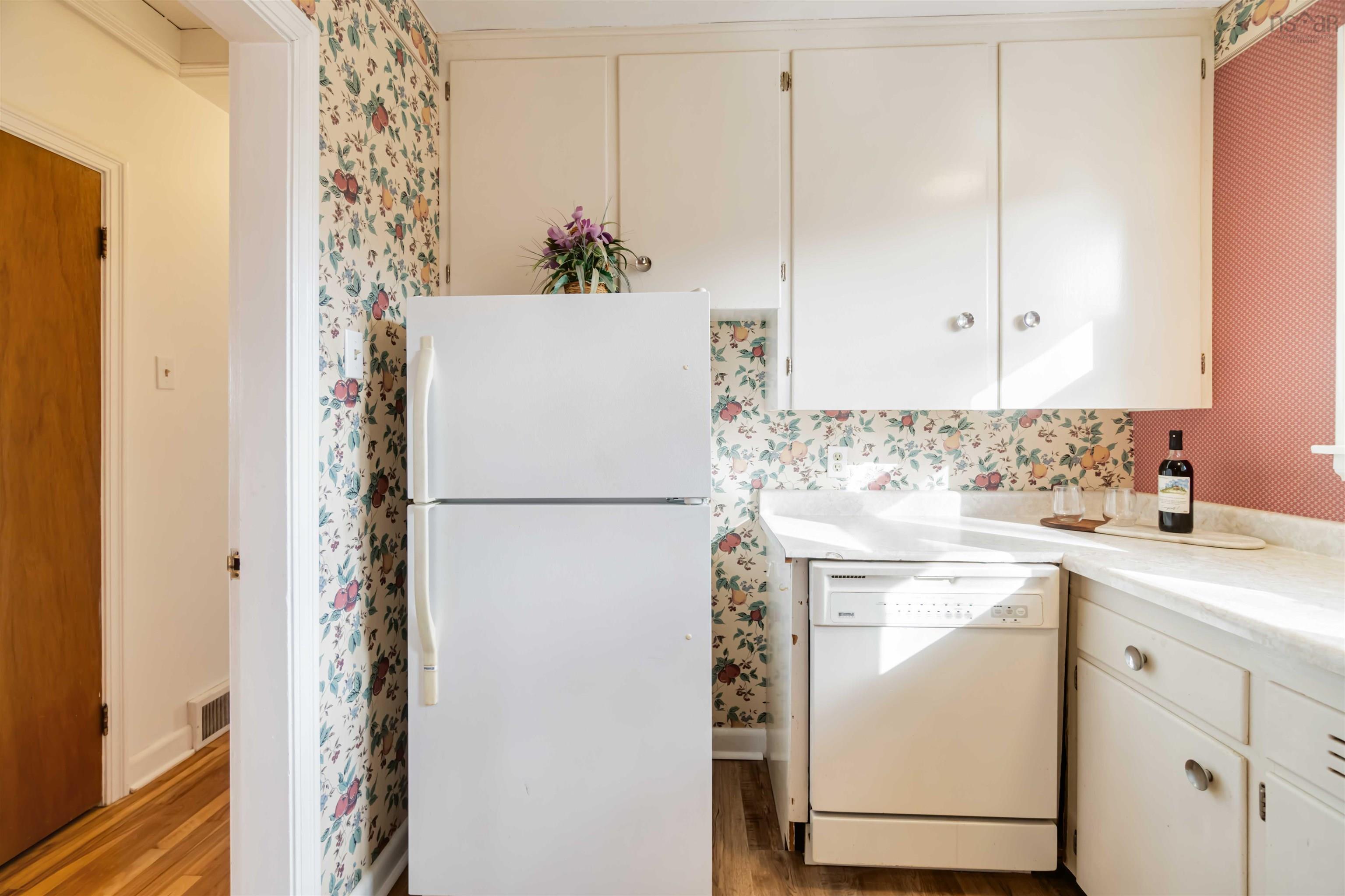 $495,000.00: 28 Arlington Avenue, Halifax