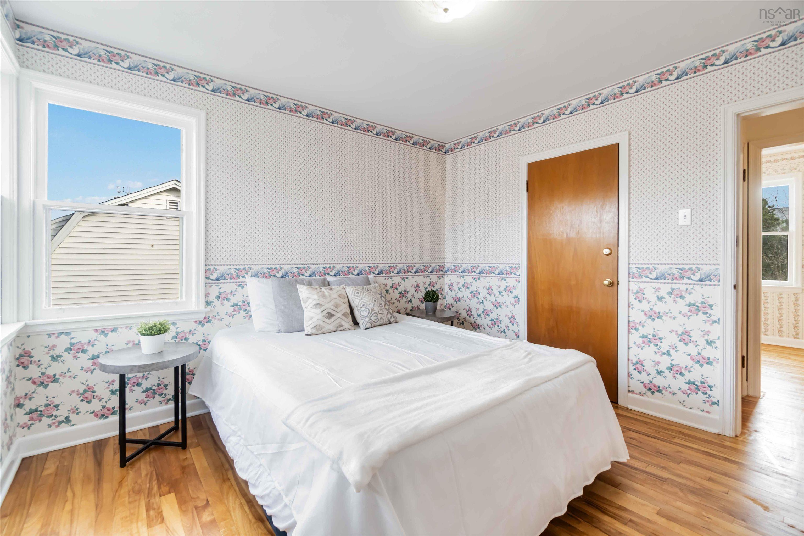 $495,000.00: 28 Arlington Avenue, Halifax
