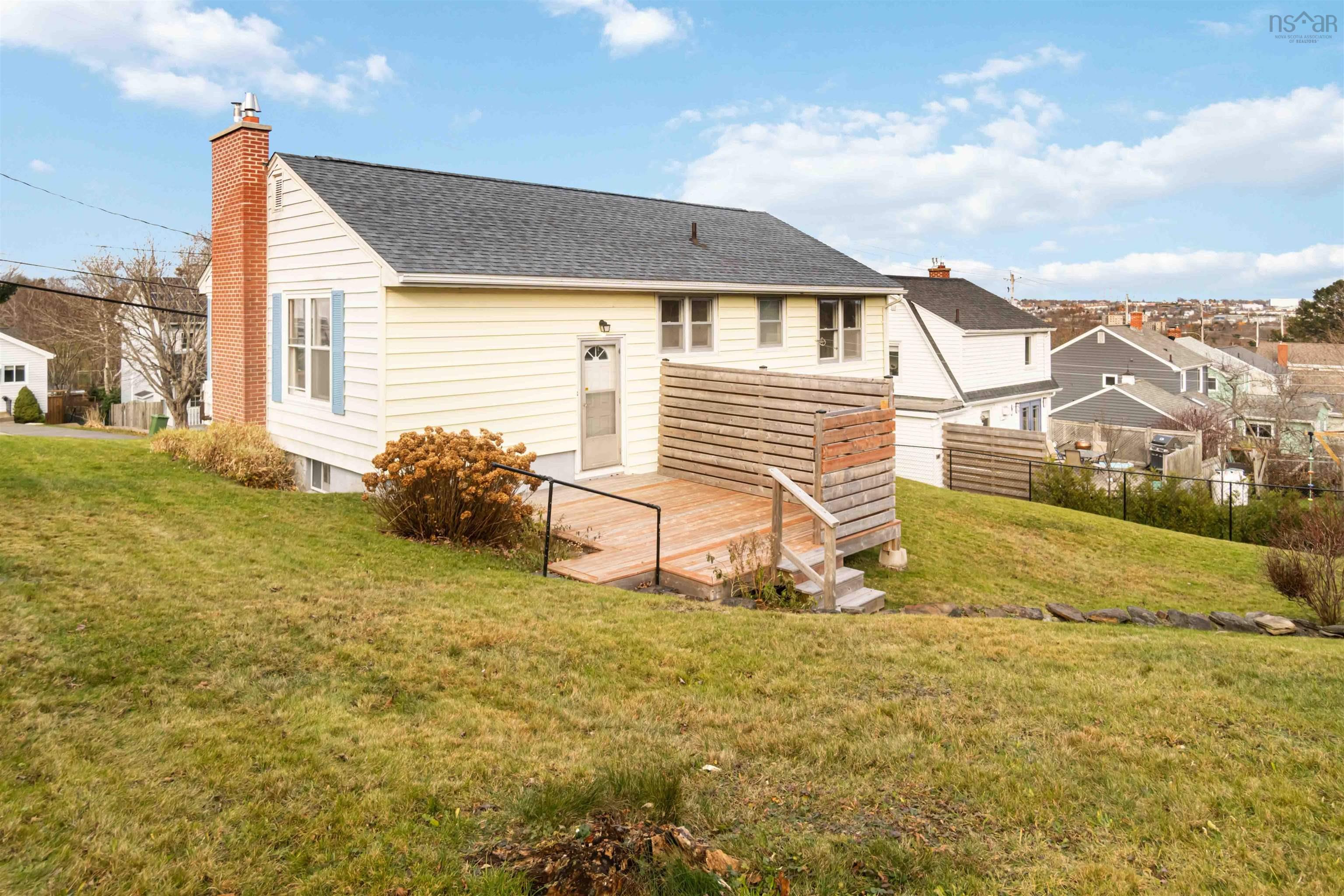 $495,000.00: 28 Arlington Avenue, Halifax