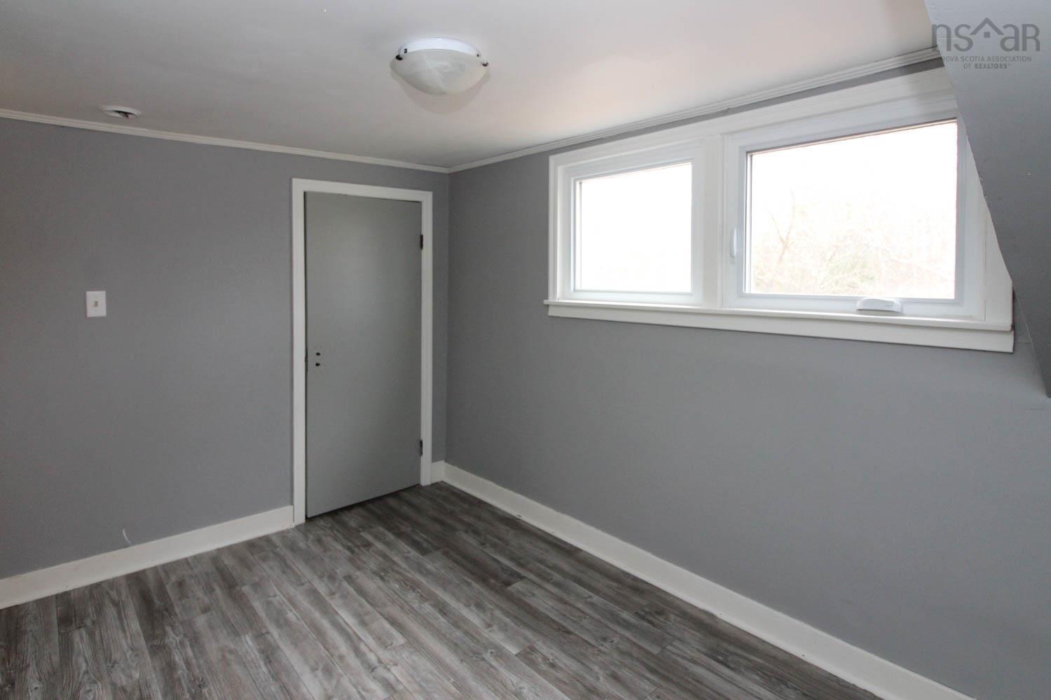 $220,000.00: 415 Highway 2, Brookfield