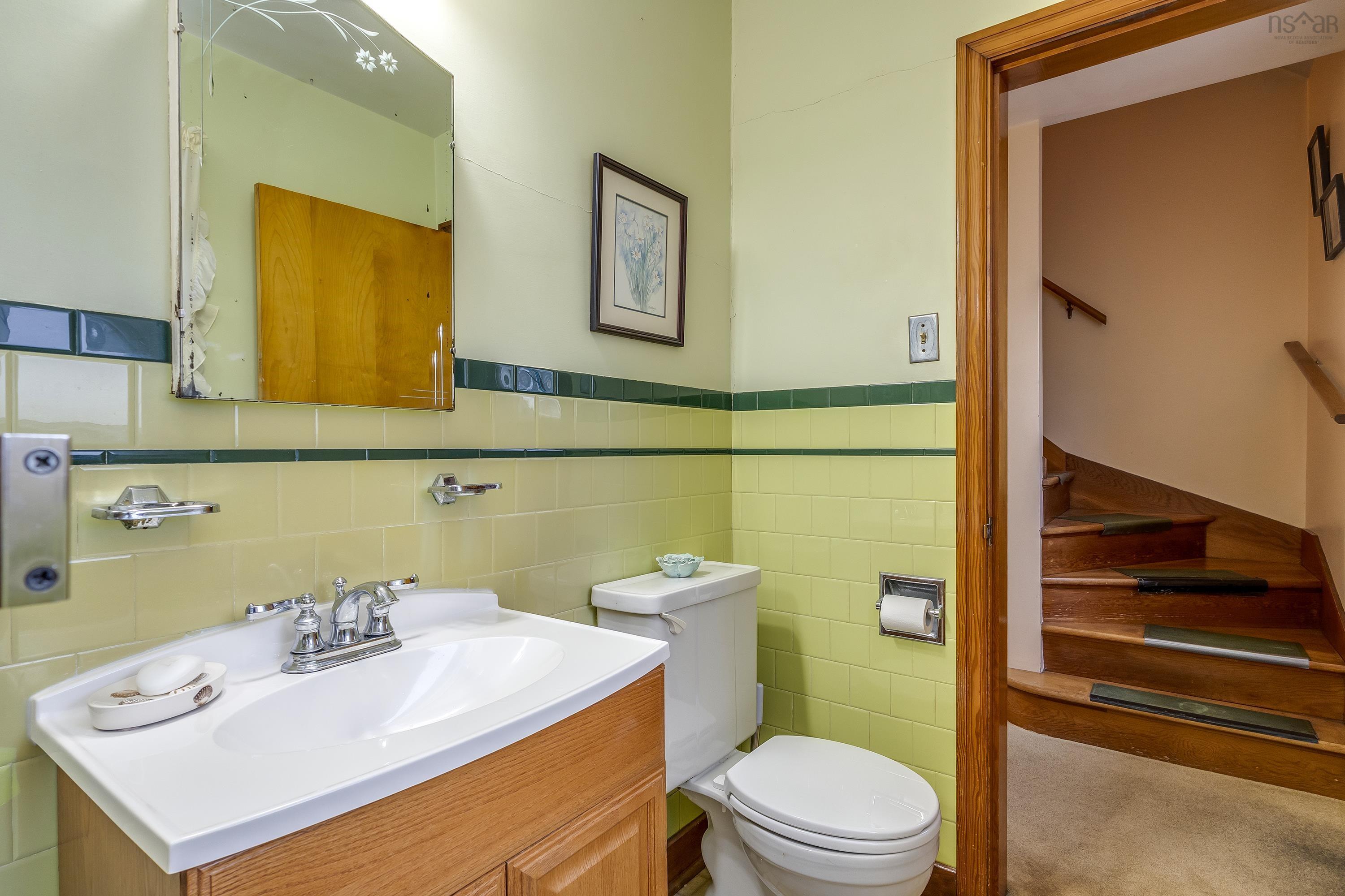 $559,900.00: 3764 High Street, Halifax